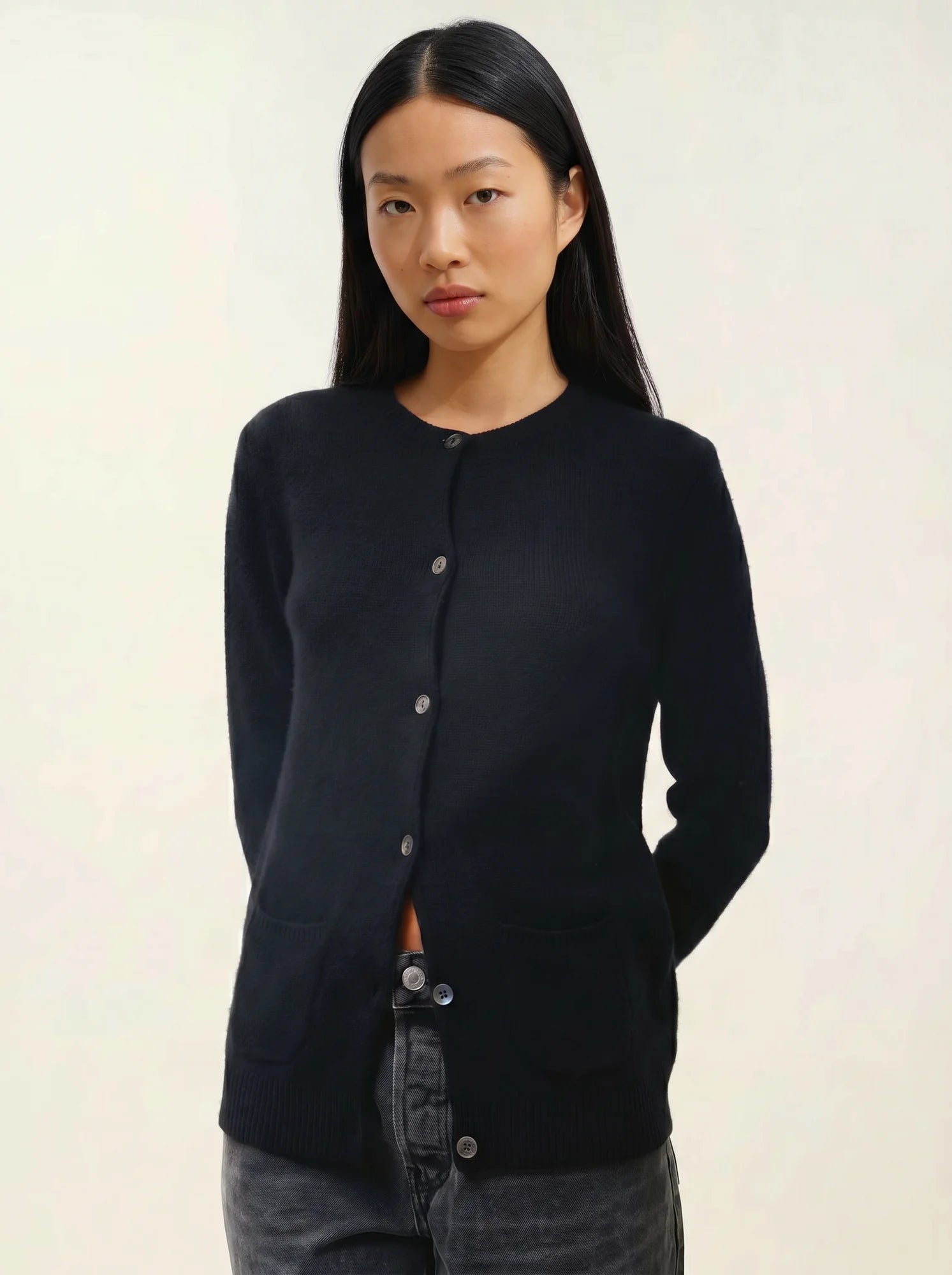ELISE cardigan col rond 4 fils noir