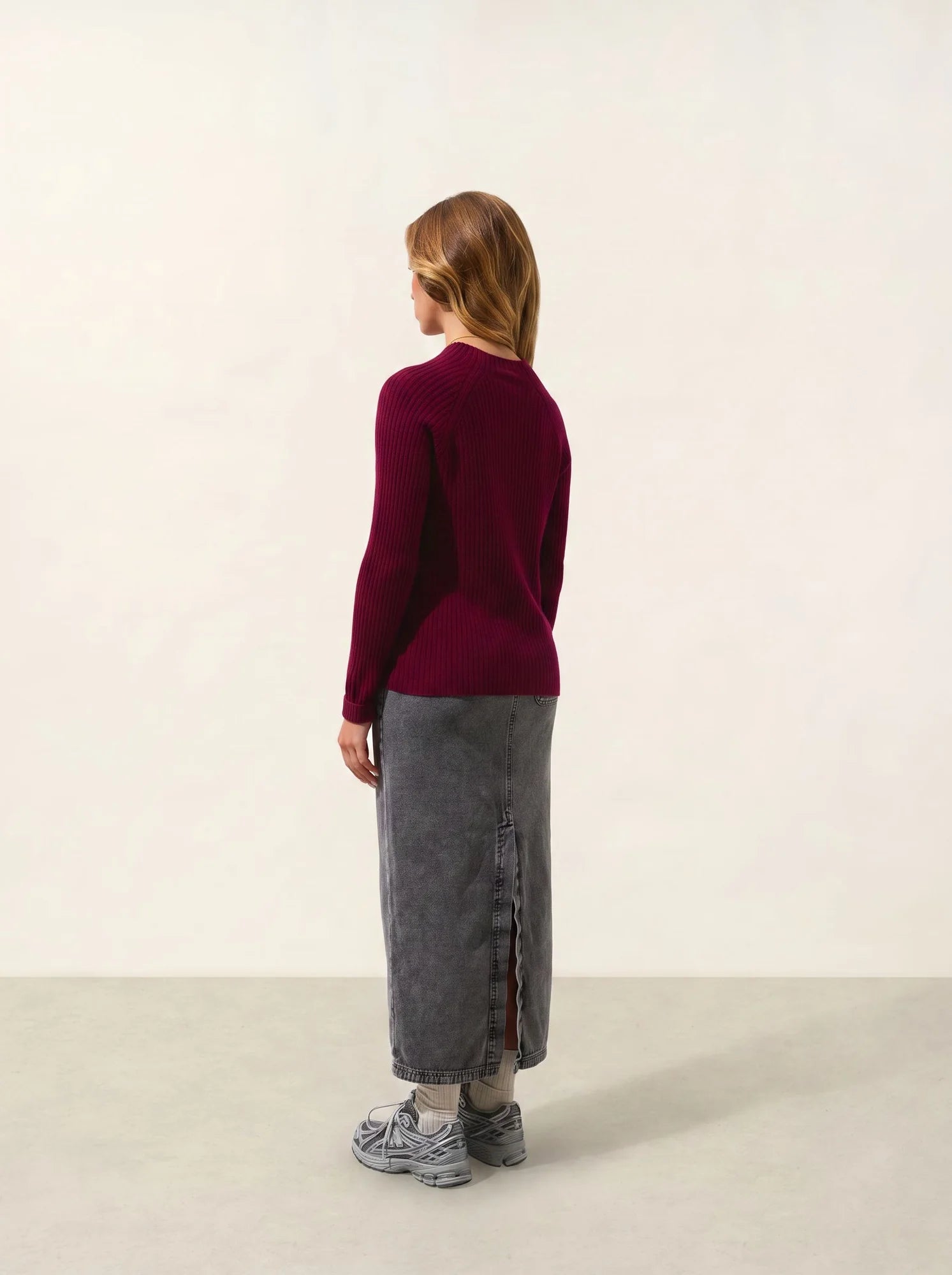 ASSIA pull col montant boutons poignets bordeaux