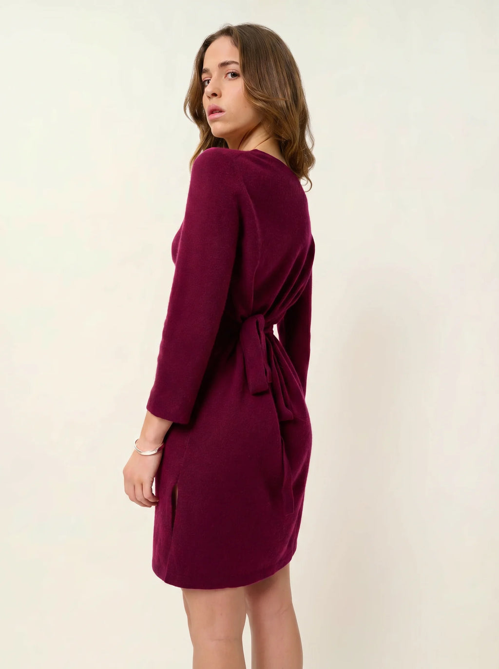 CONISTON robe col rond avec ceinture bordeaux