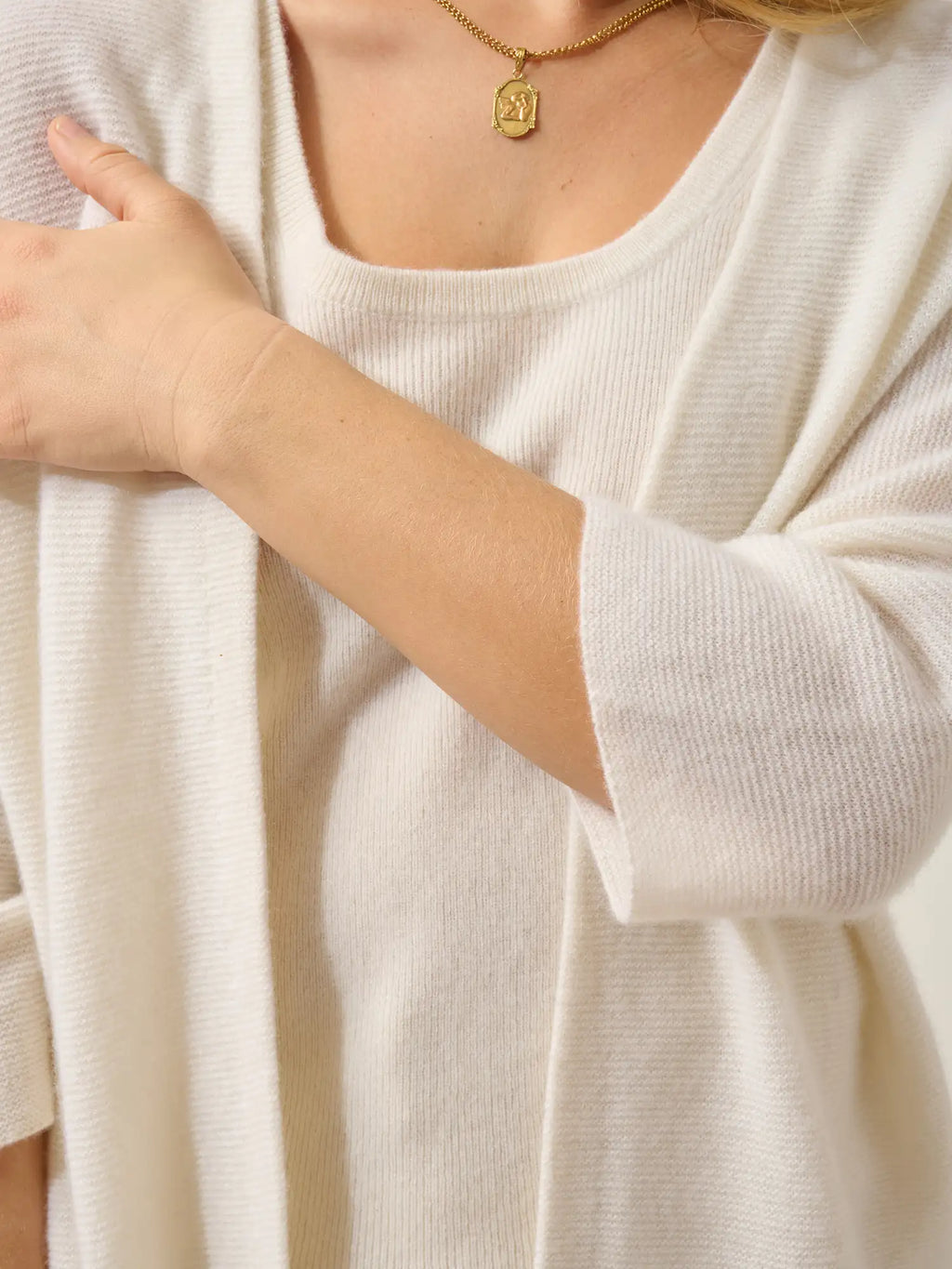 MENDIP Vest Open V-Neck 3/4 Sleeves Snow