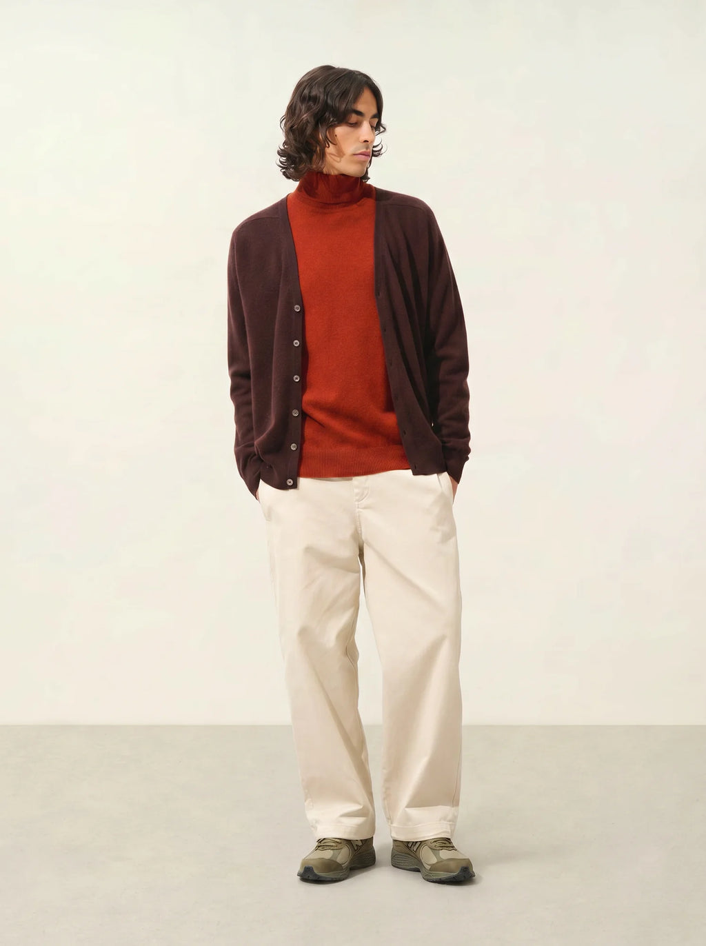 PIPA strickjacke v-ausschnitt schoko