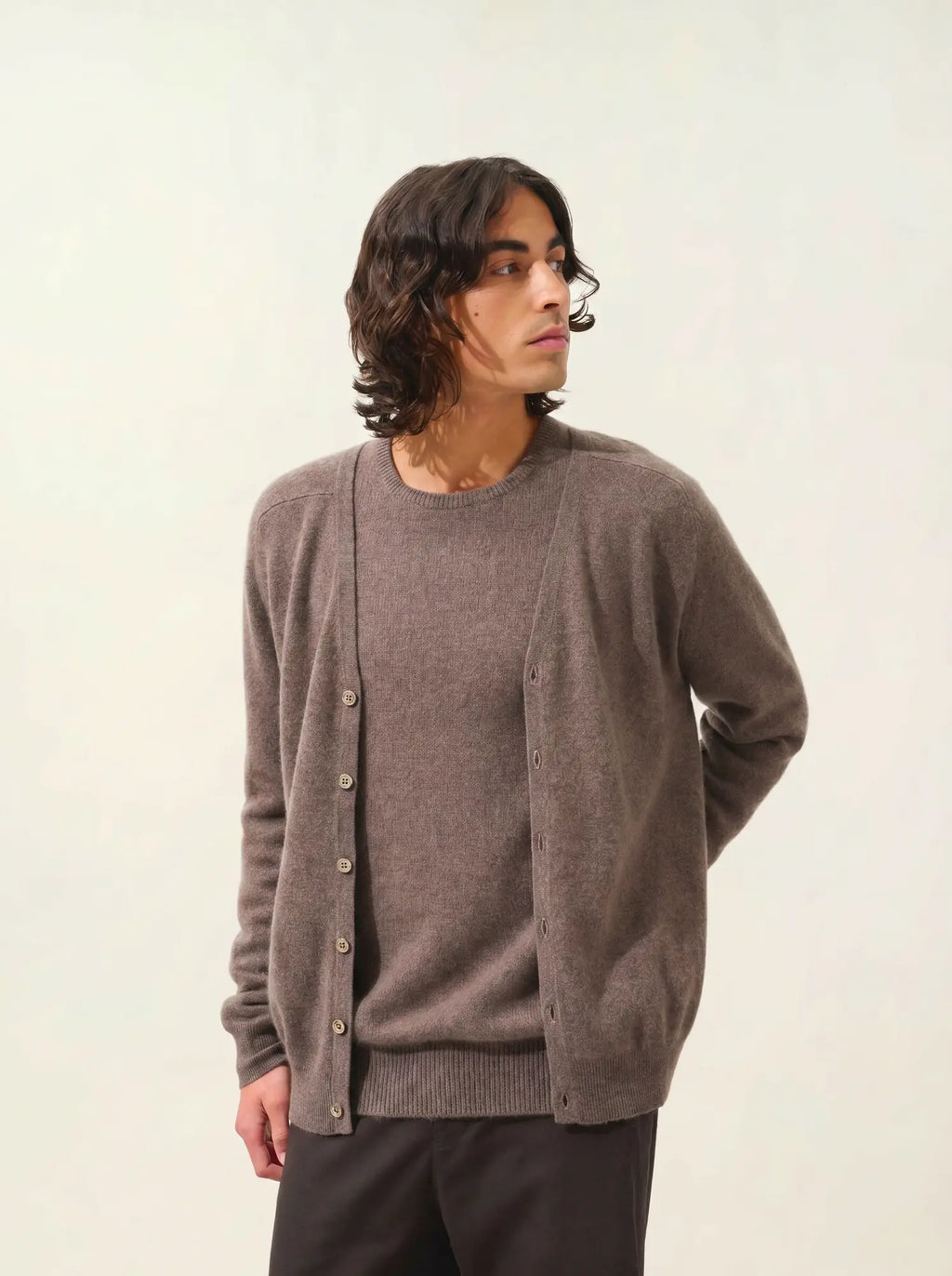 PIPA strickjacke v-ausschnitt taupe meliert