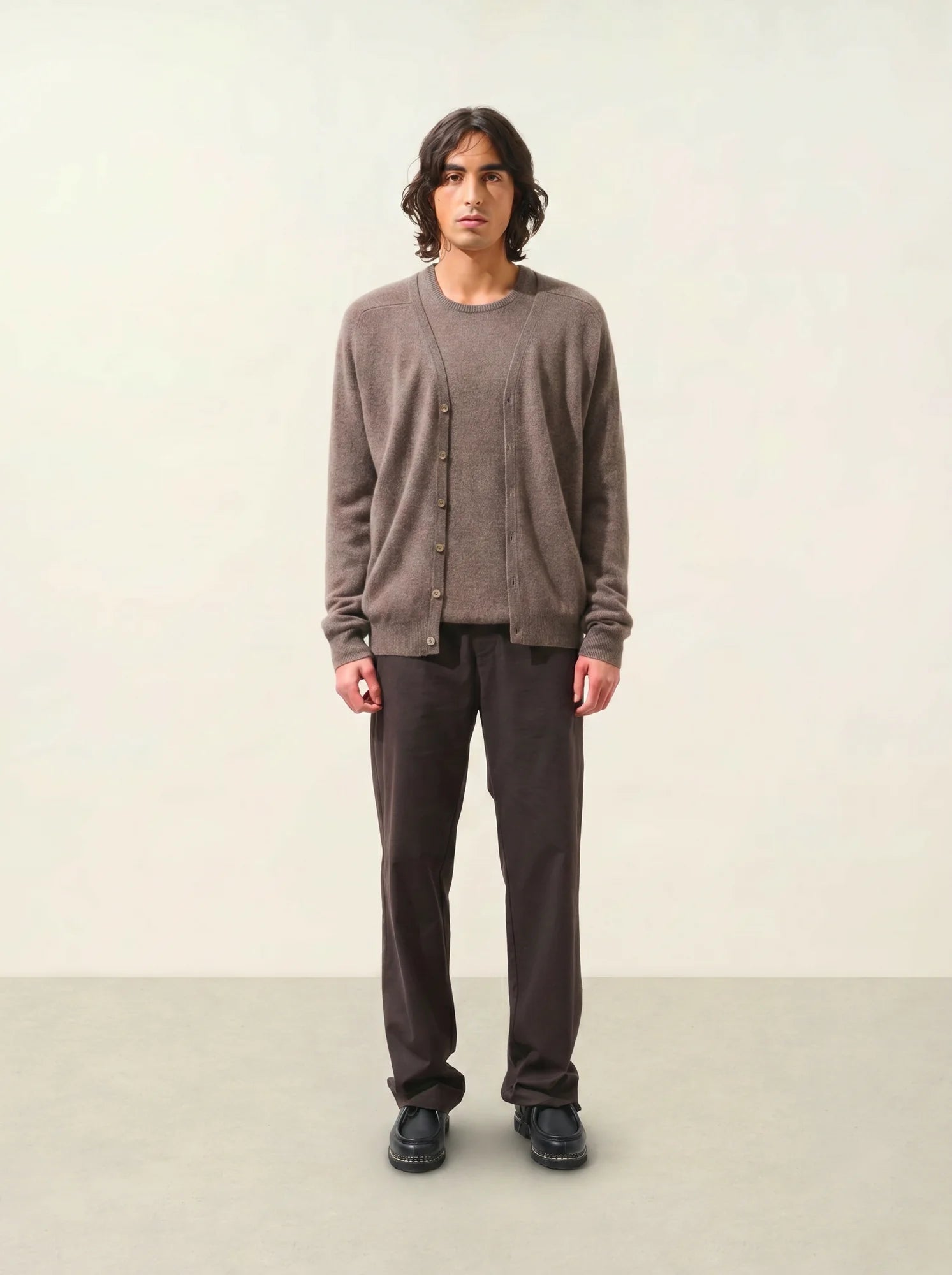 PIPA strickjacke v-ausschnitt taupe meliert