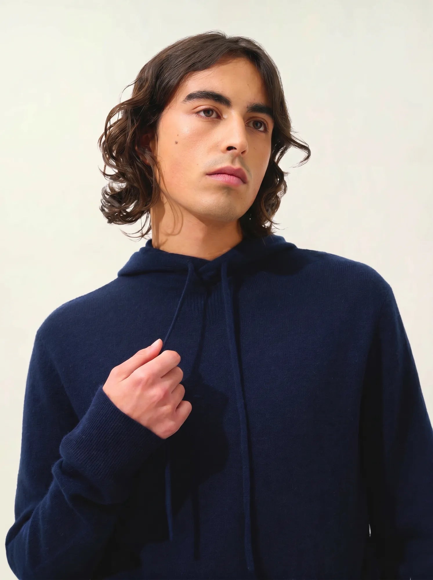 CASPER pull capuche poche kangourou bleu marine