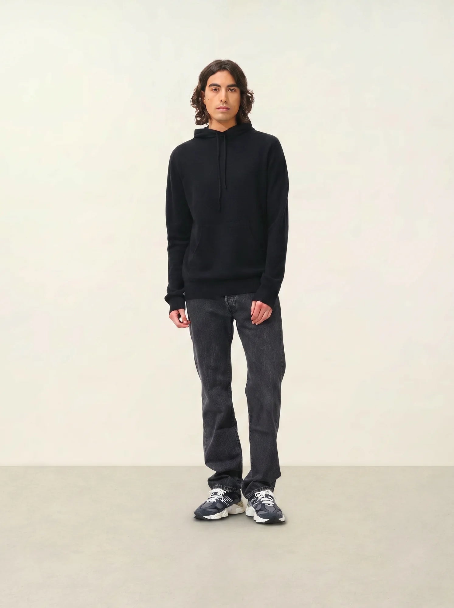 CASPER pull capuche poche kangourou noir