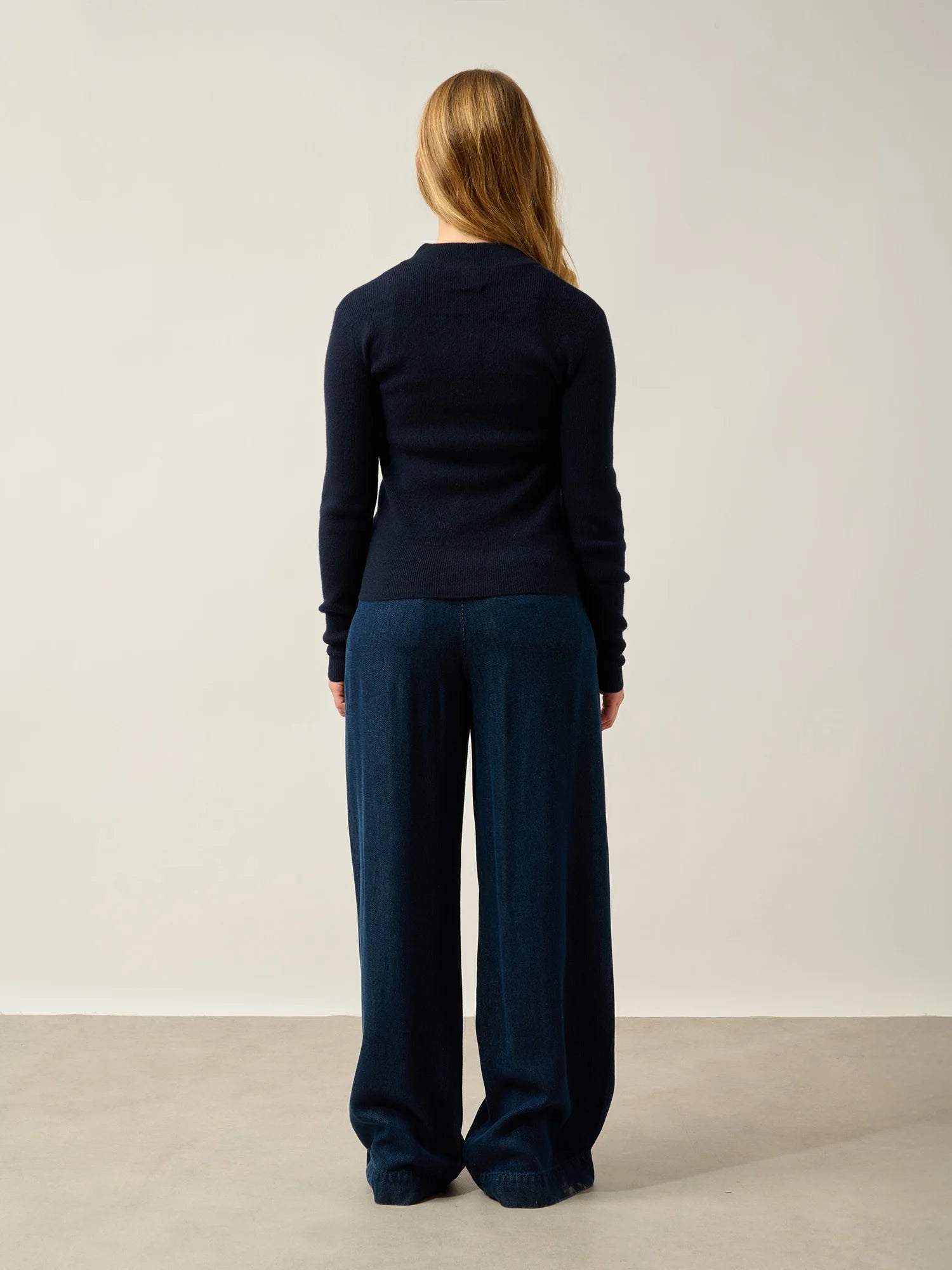 ALBERTE gilet zippé col montant bleu marine