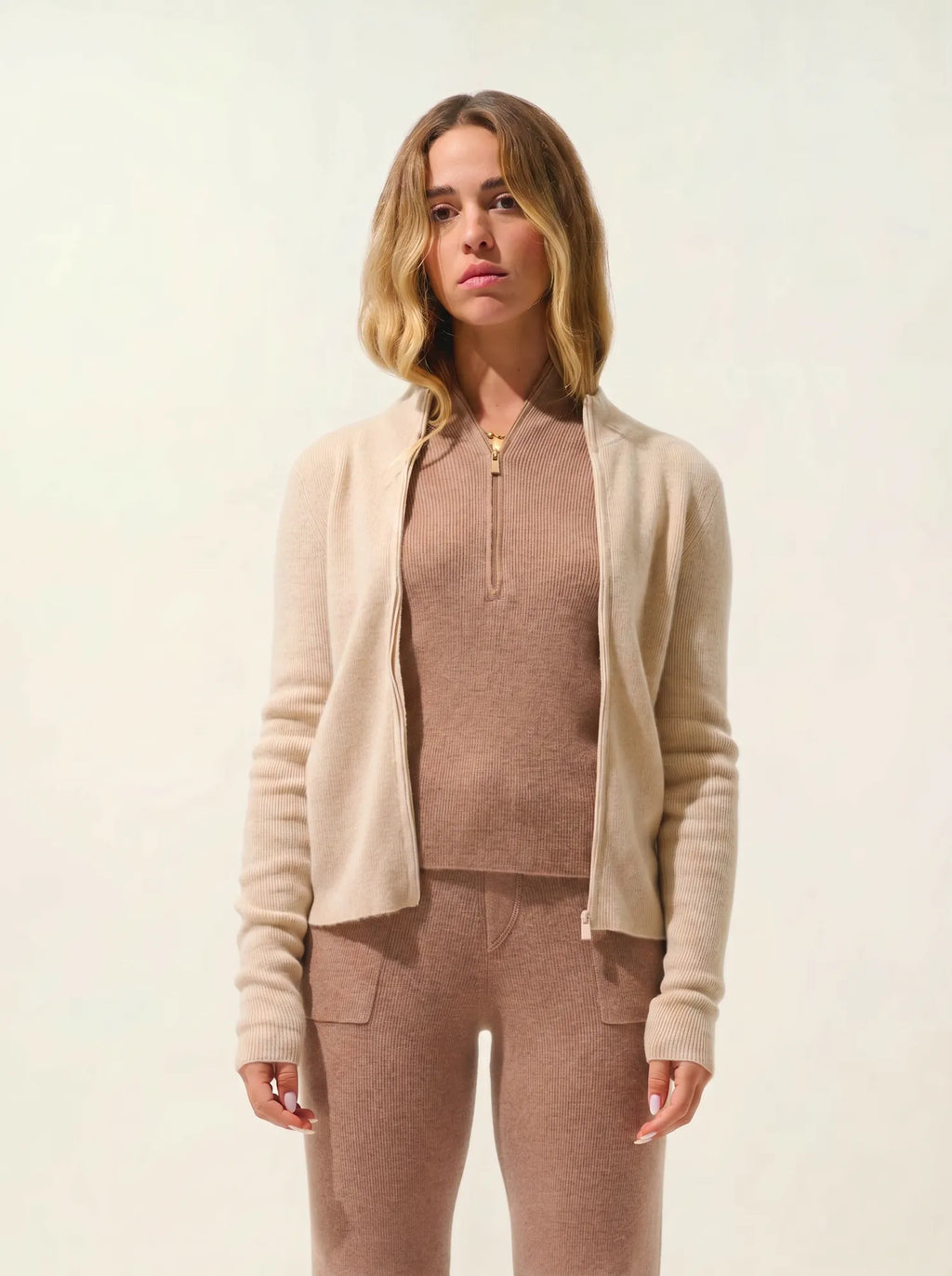 ALBERTE vest zipped mock neck sand