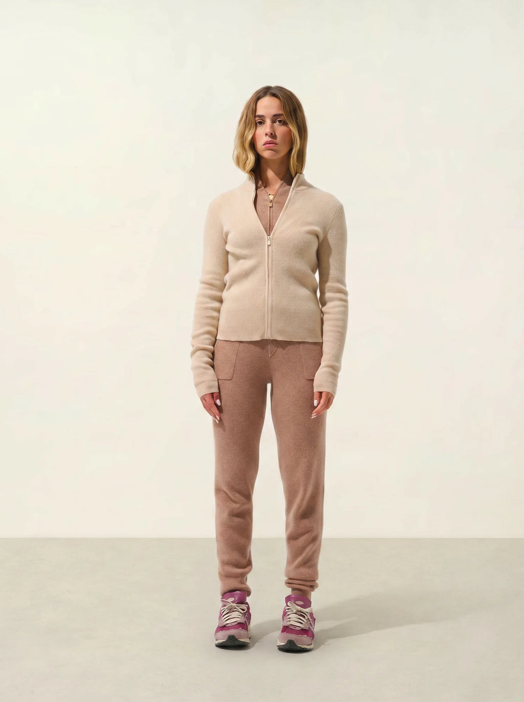 ALBERTE vest zipped mock neck sand