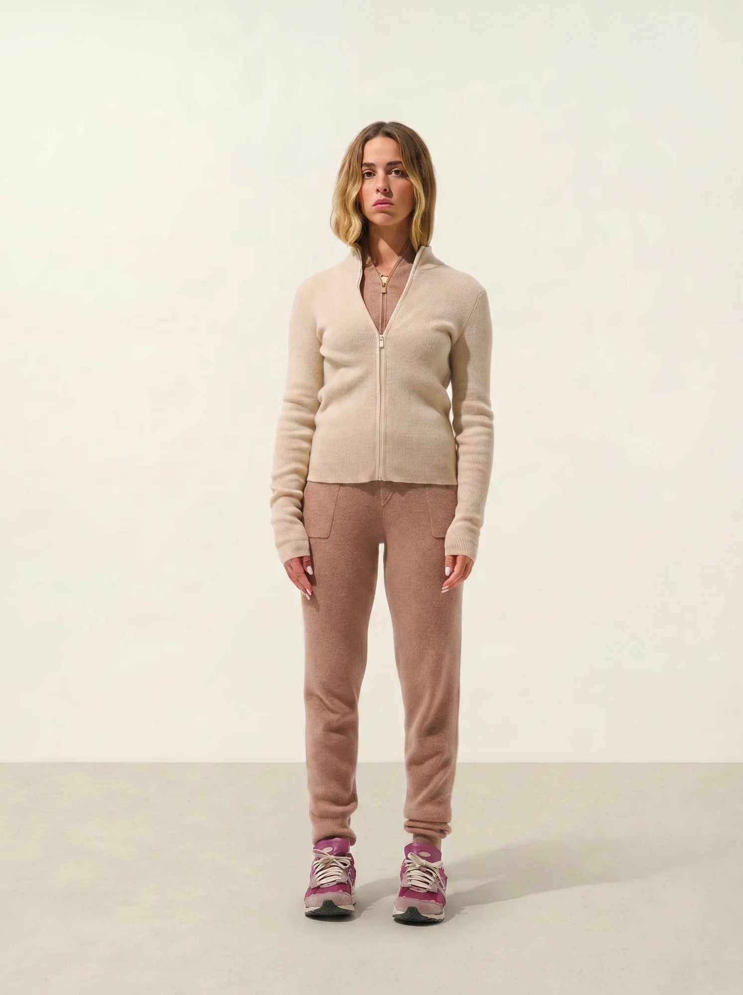 ALBERTE vest zipped mock neck sand