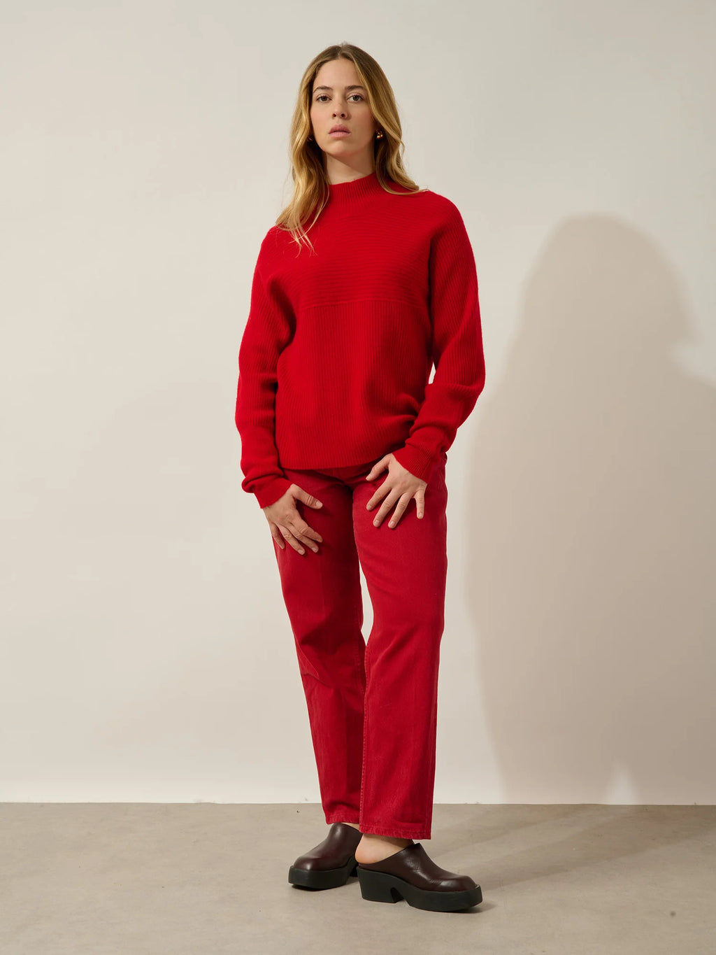 BENEDICTE pullover stehkragen rot