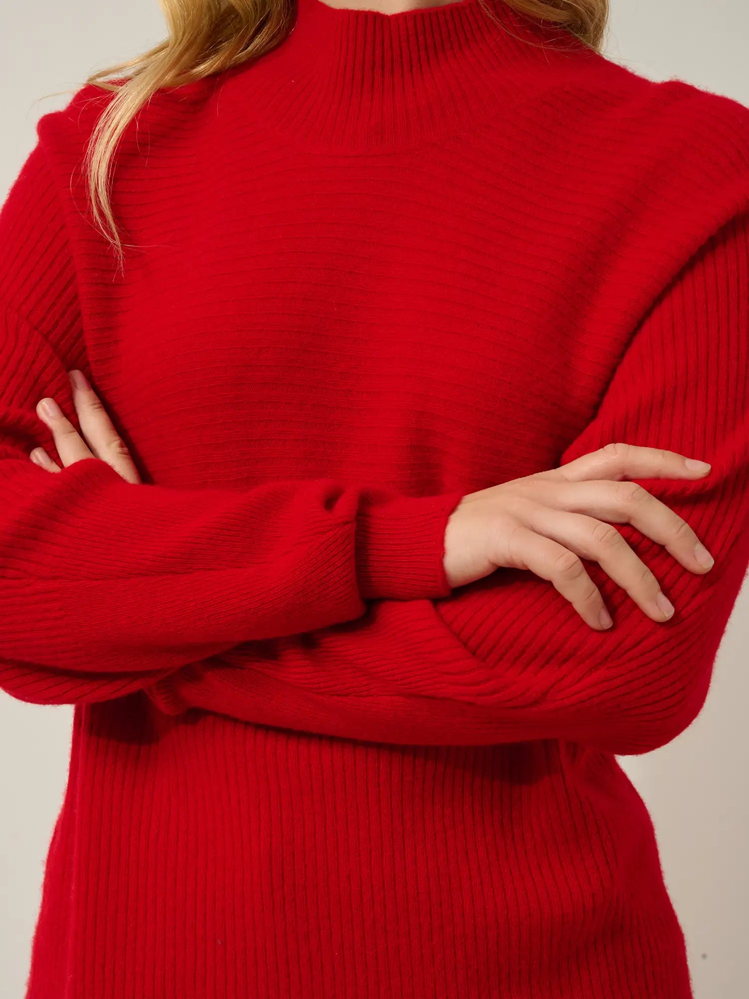 BENEDICTE pullover stehkragen rot