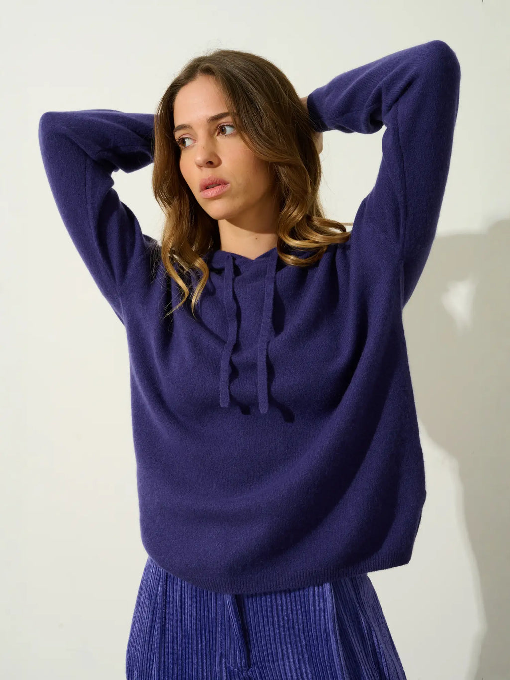 DORTE pull capuche violet