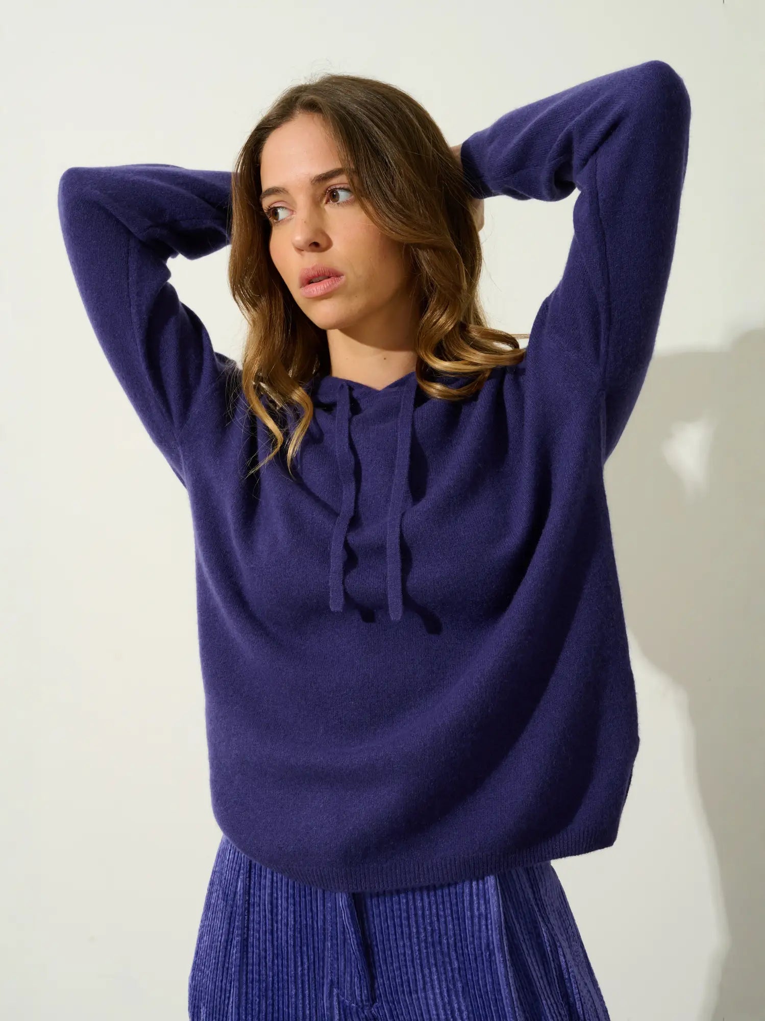 DORTE pull capuche violet