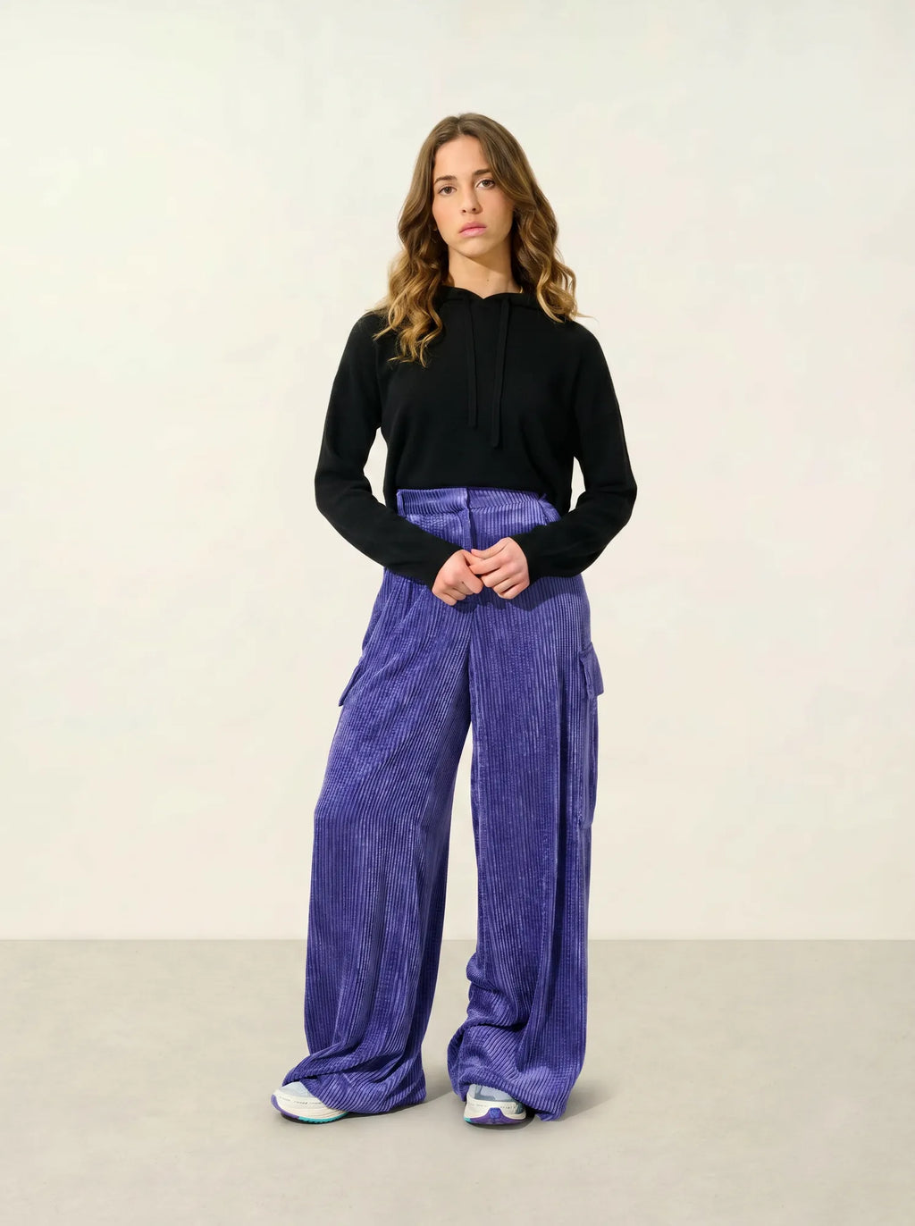 DORTE pullover mit kapuze schwarz