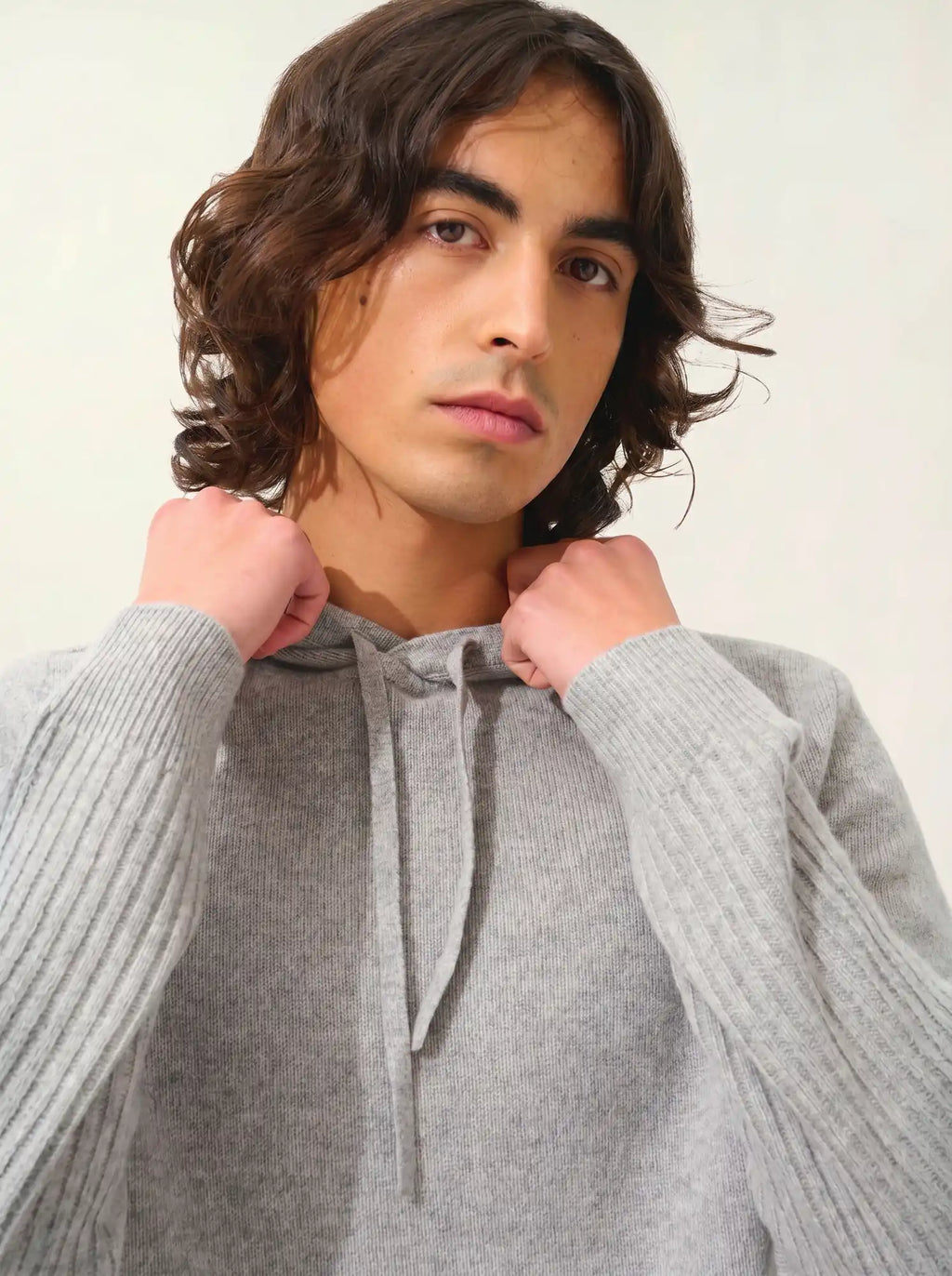 BENDT pullover mit kapuze 4-fädig wolke meliert