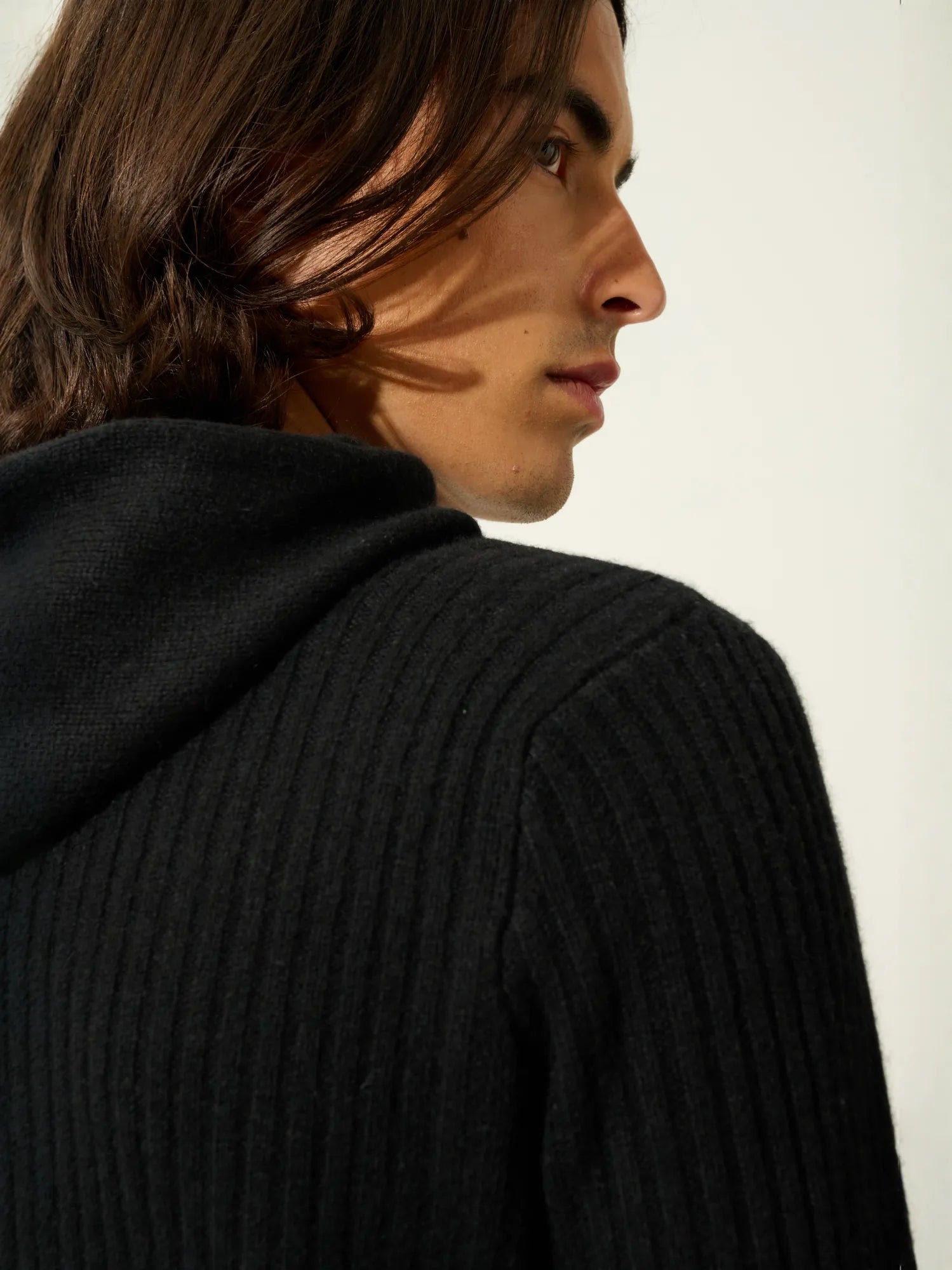 BENDT pull capuche 4 fils noir