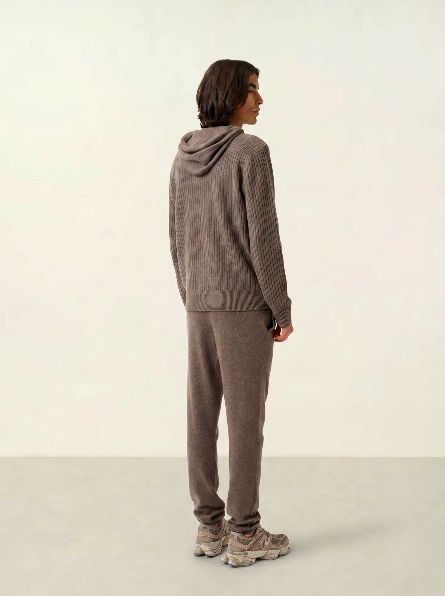 BENDT Sweater Hooded 4 Ply Heather Taupe