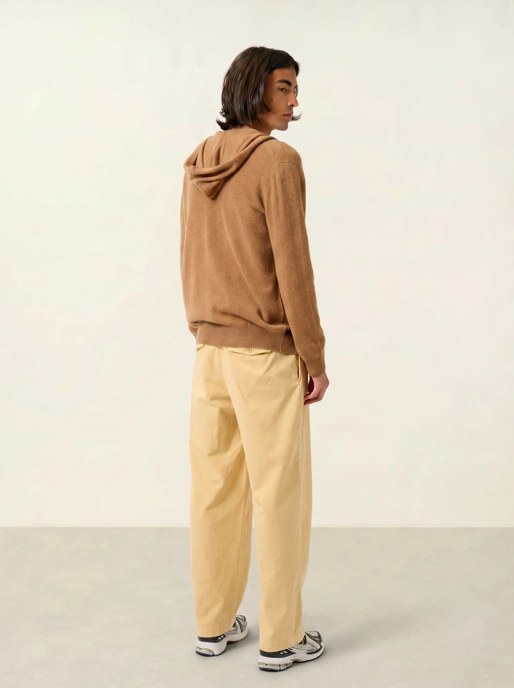 NEURRE gilet zippé capuche noisette