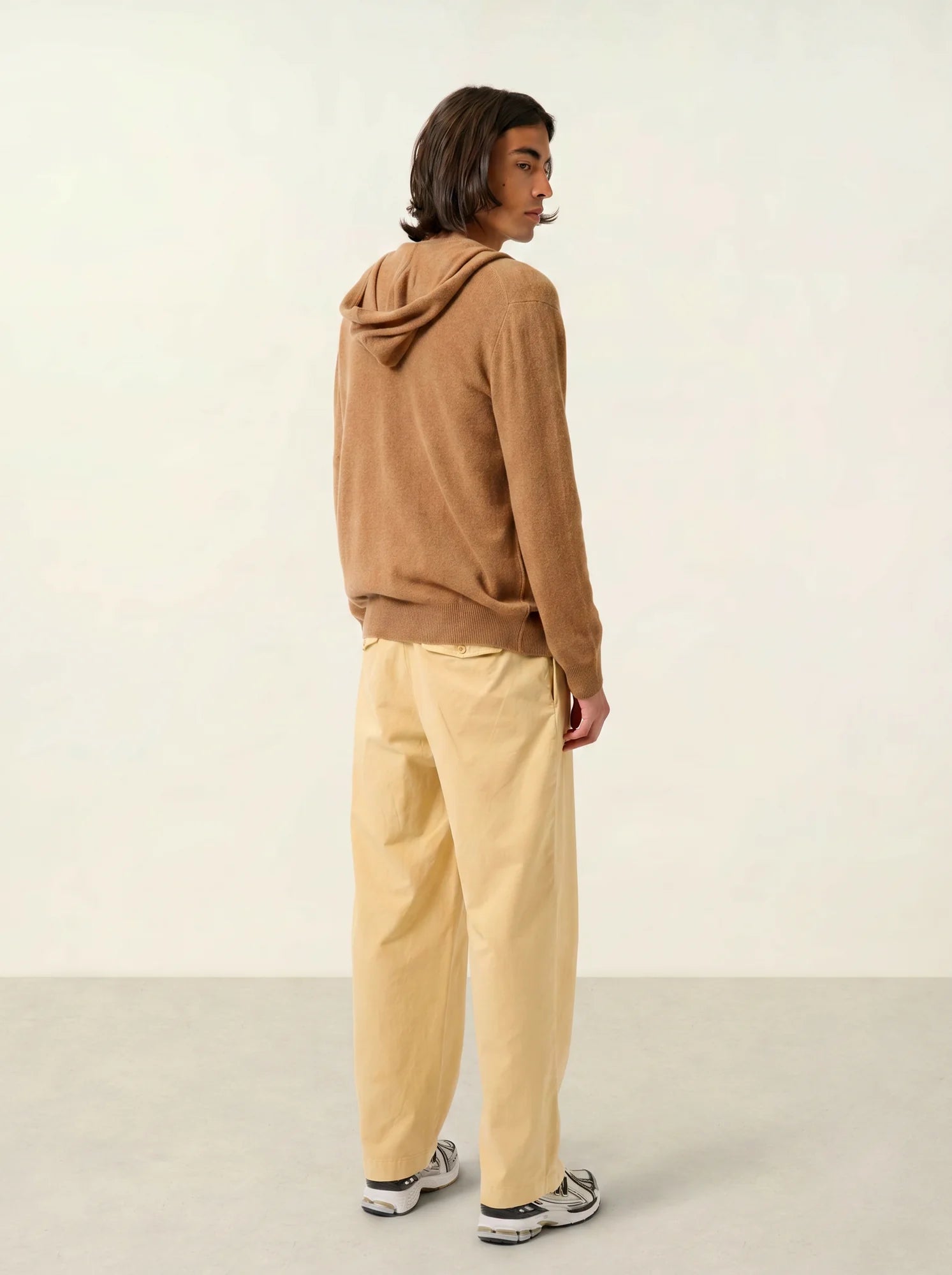 NEURRE gilet zippé capuche noisette