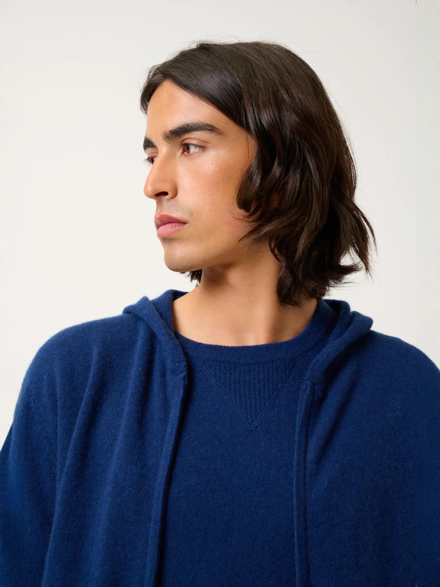 NEURRE gilet zippé capuche minuit