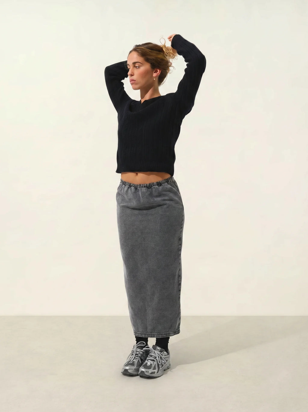 INDIRA sweater v-neck 6 ply black