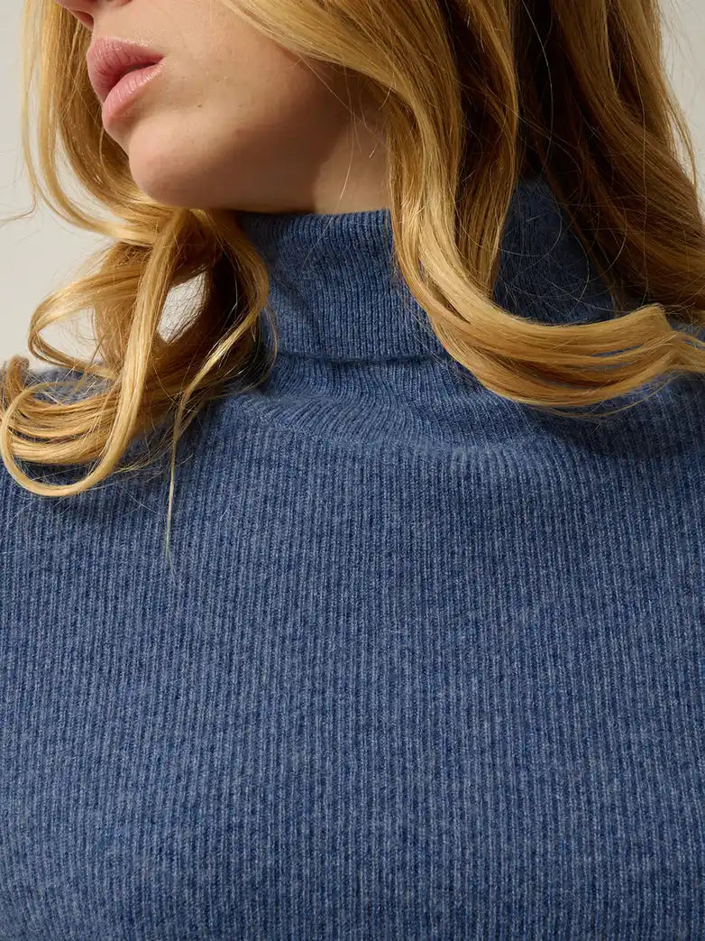 SUZIE Sweater Turtleneck Denim Blue