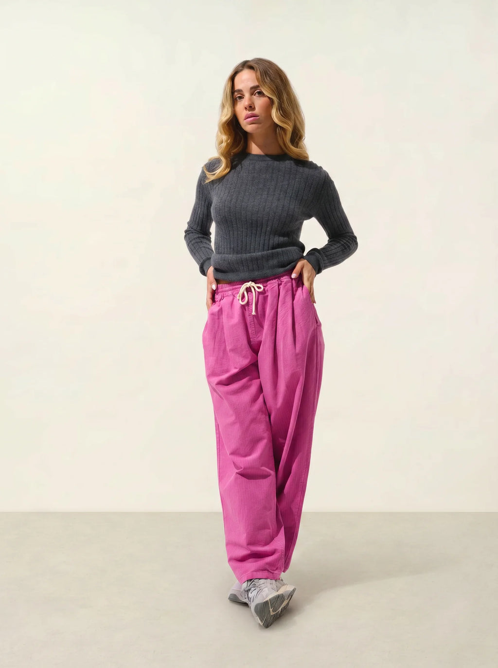 BELLA pull col rond anthracite chiné