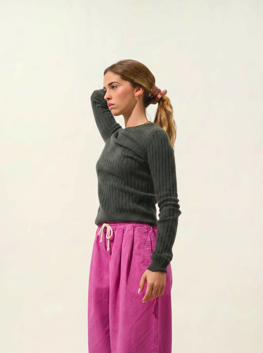BELLA Pullover Rundhalsausschnitt Khaki meliert