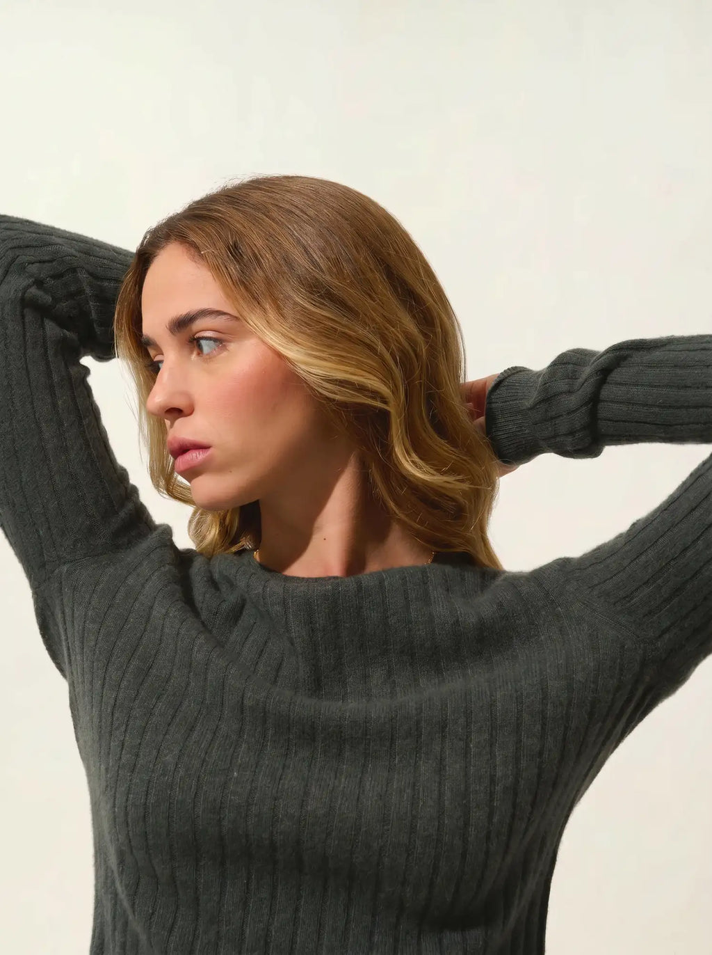 BELLA Pullover Rundhalsausschnitt Khaki meliert