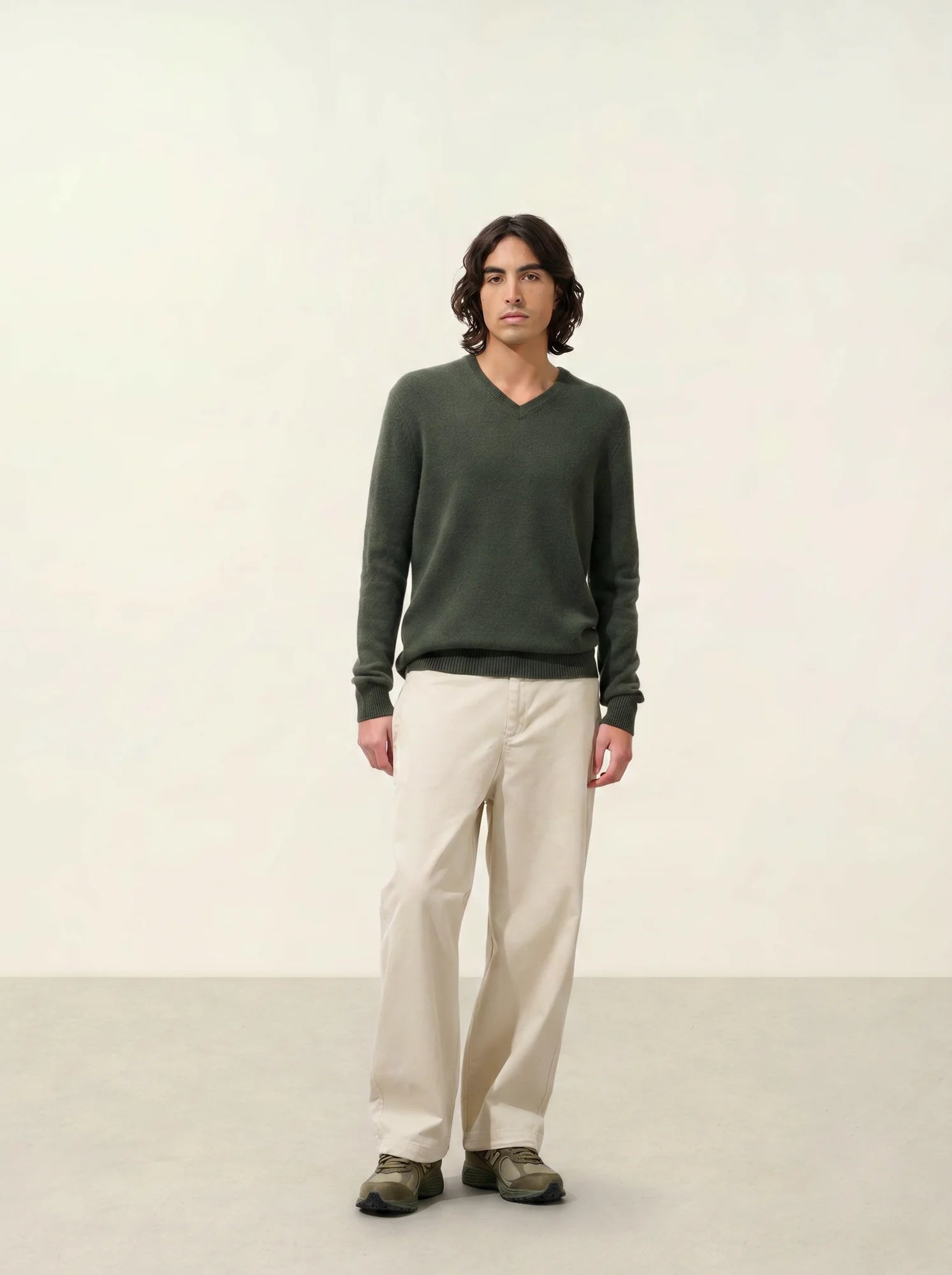 VICTOR sweater v-neck 4 ply khaki