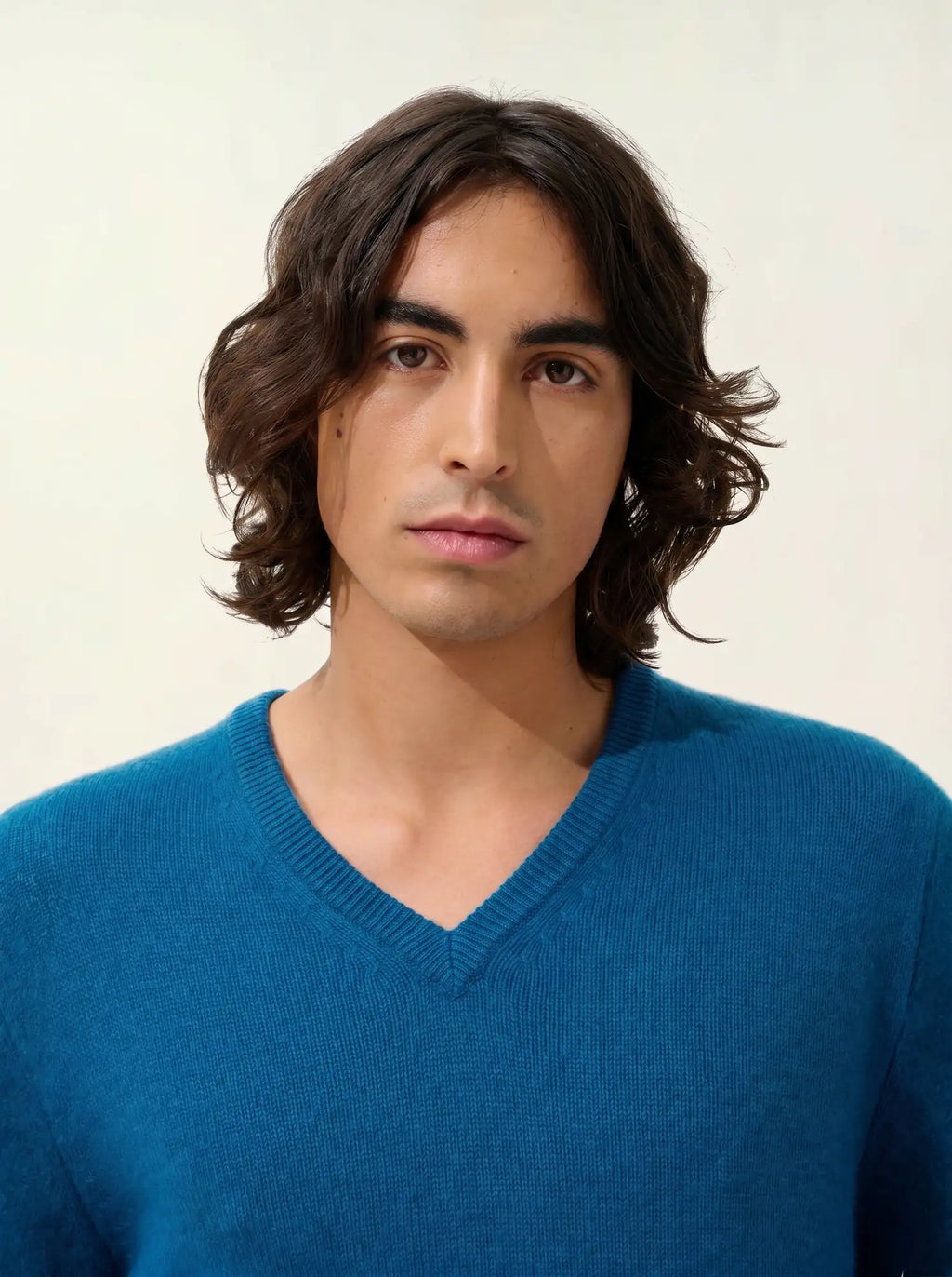 VICTOR sweater v-neck 4 ply peacock