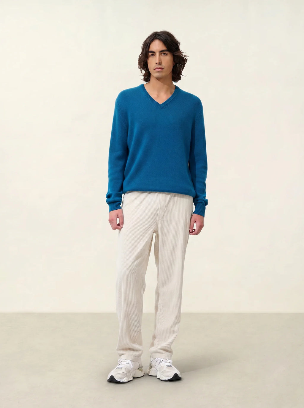 VICTOR sweater v-neck 4 ply peacock
