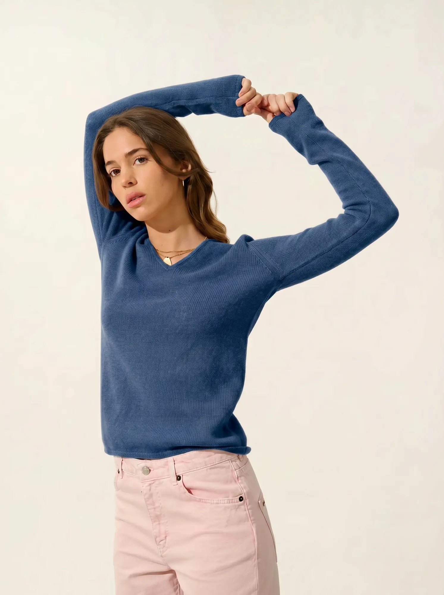 CHELSEA pull col V 4 fils bleu denim