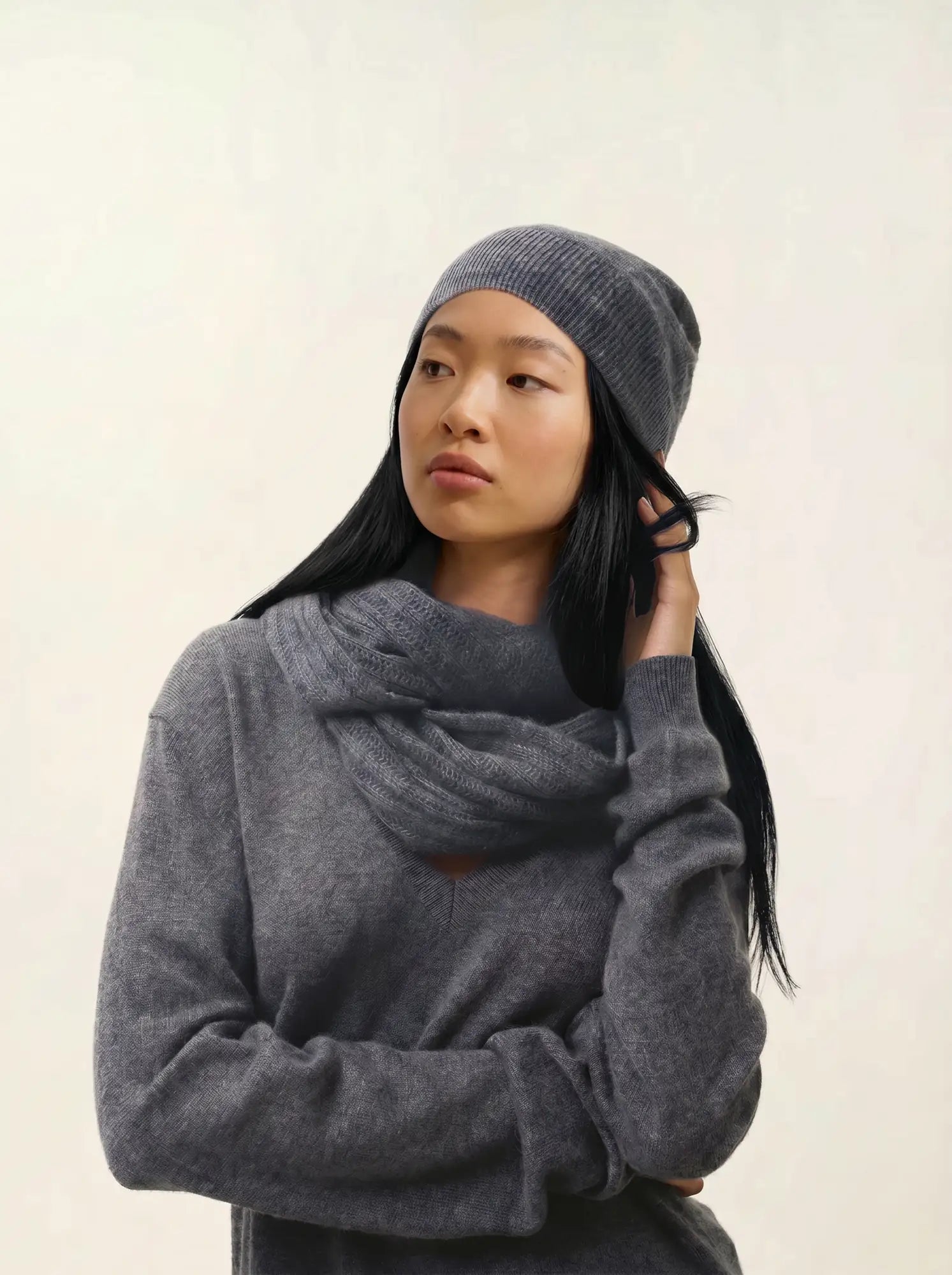 MANTI beanie heather charcoal