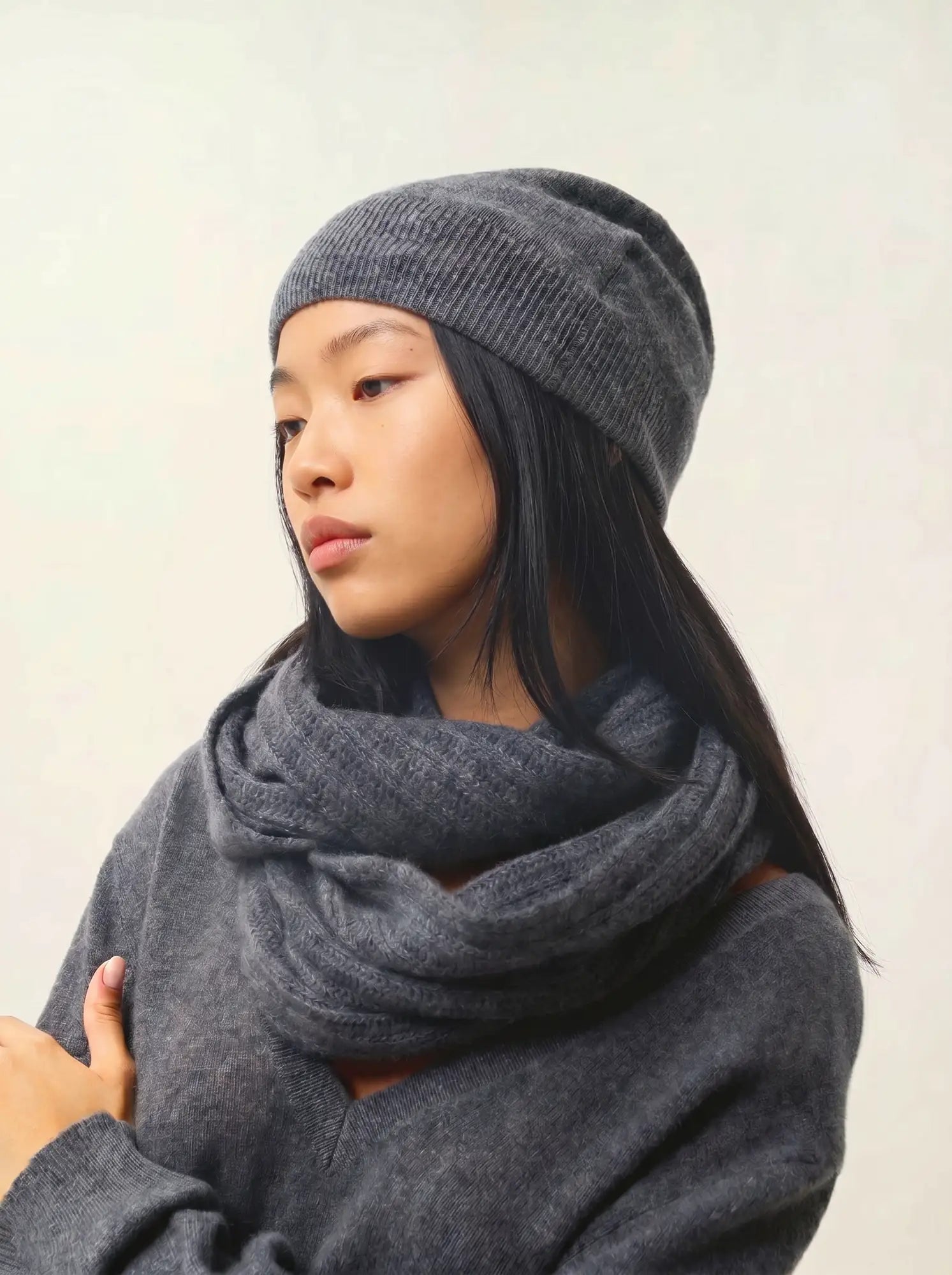MANTI beanie heather charcoal