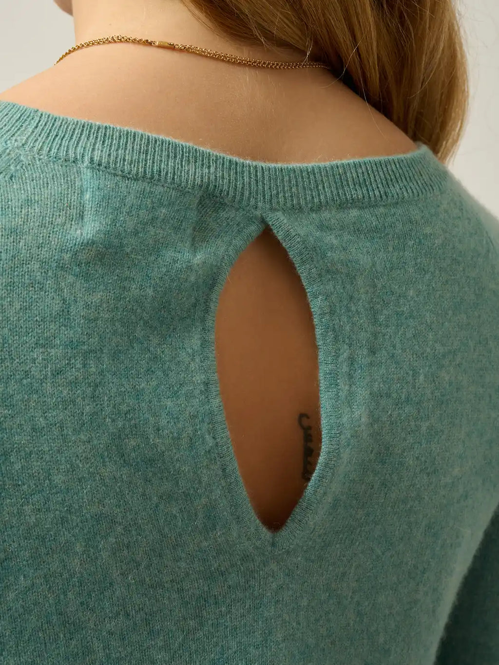 DIBONA Sweater Boat Neck Drop Back Heather Green
