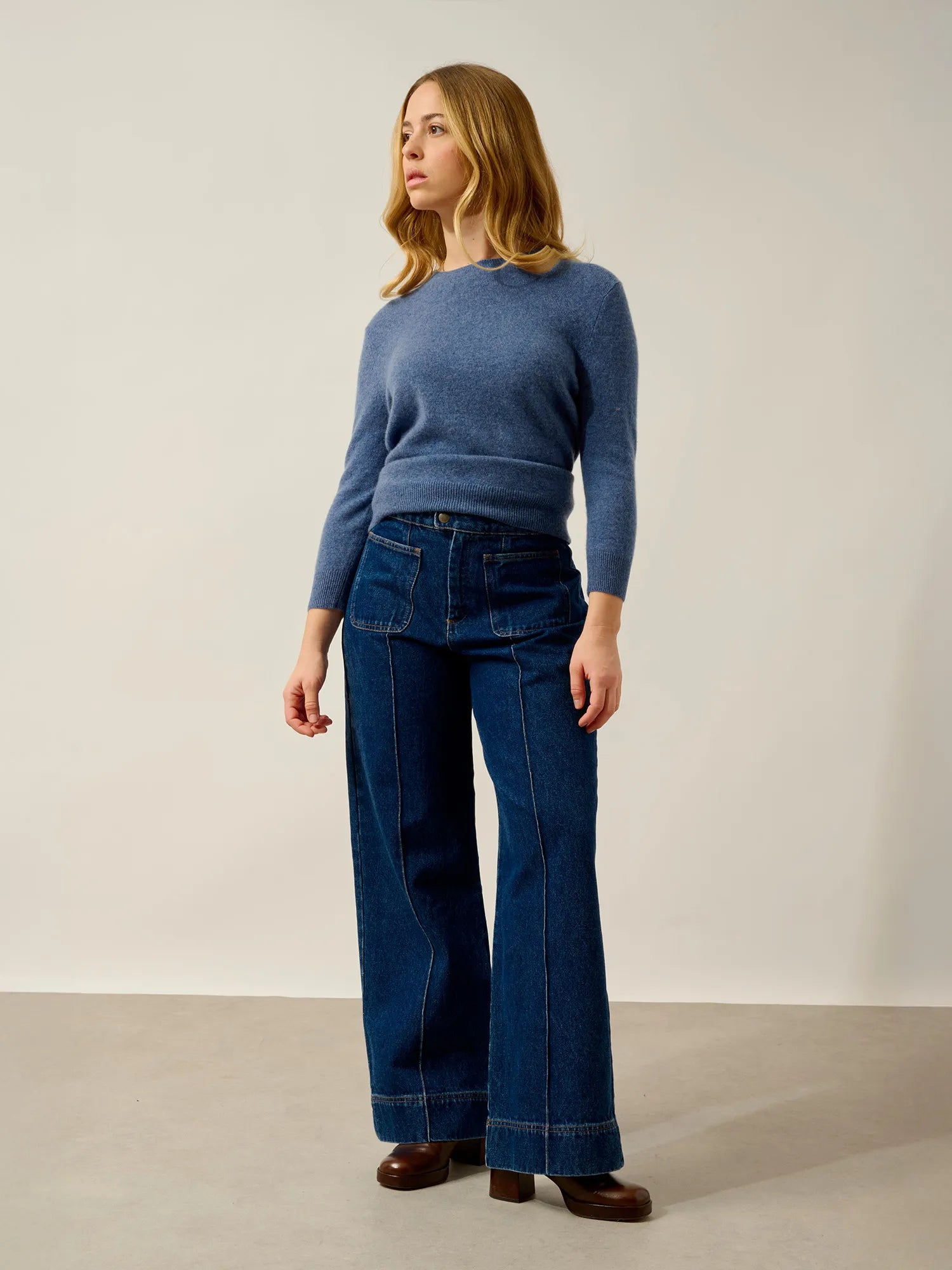 ESTARIS Sweater Crew Neck Buttoned Back Denim Blue