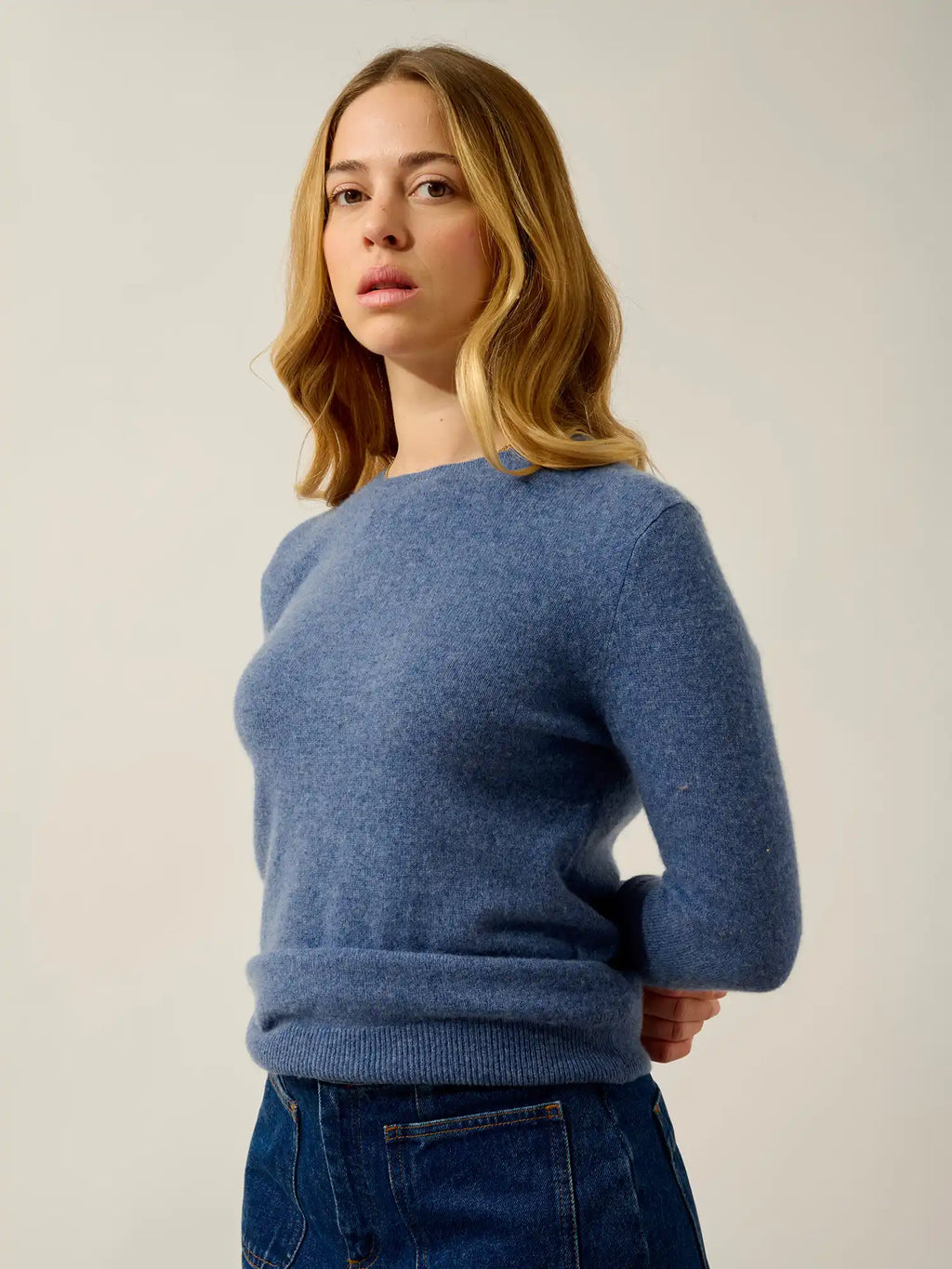 ESTARIS Sweater Crew Neck Buttoned Back Denim Blue