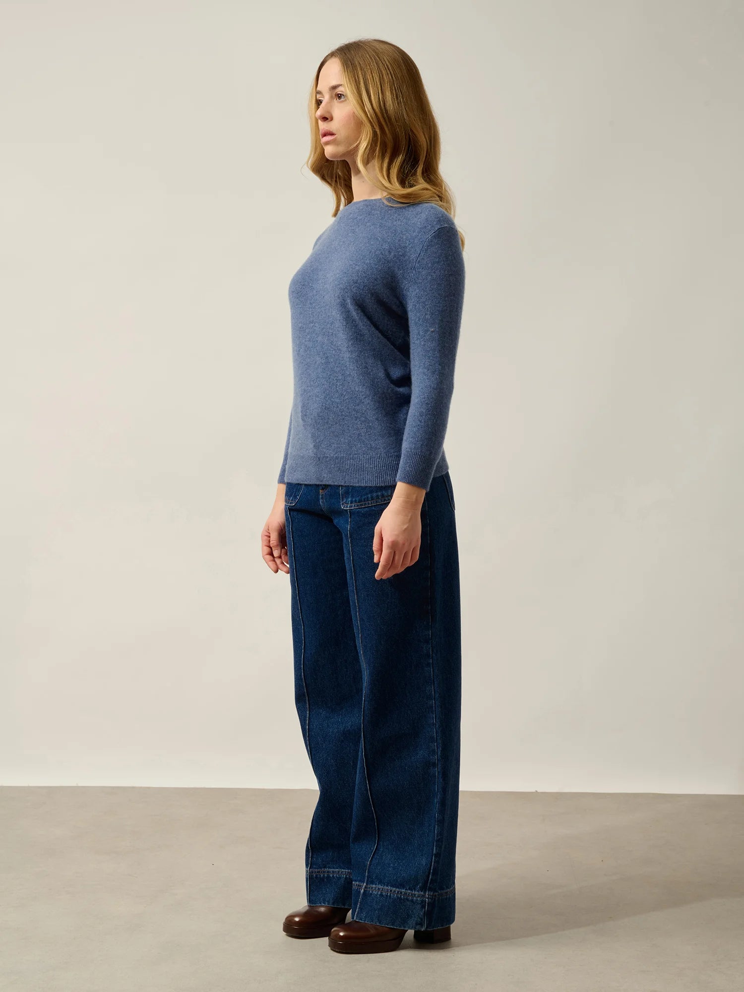 ESTARIS Sweater Crew Neck Buttoned Back Denim Blue
