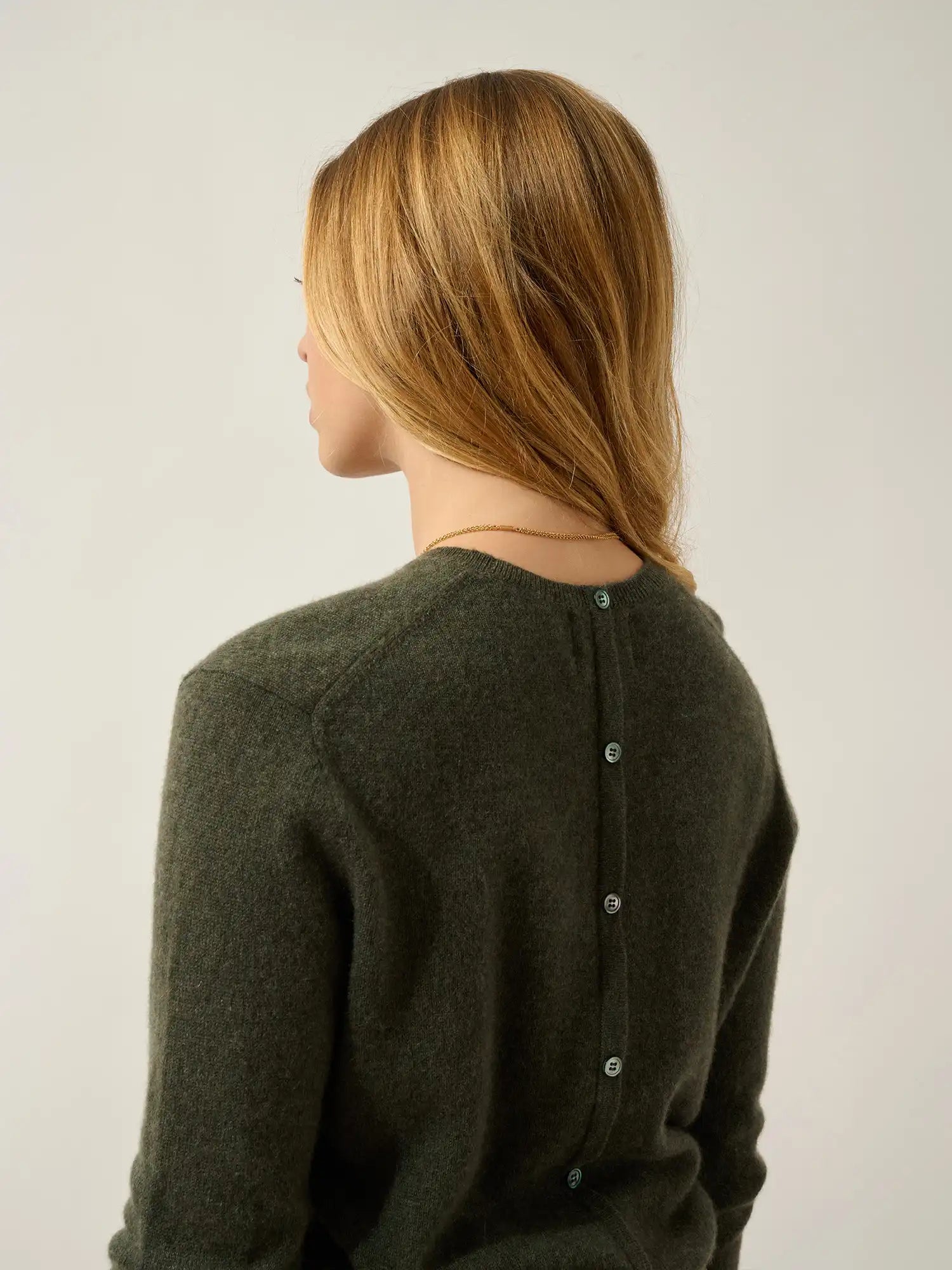 ESTARIS Sweater Crew Neck Buttoned Back Heather Khaki