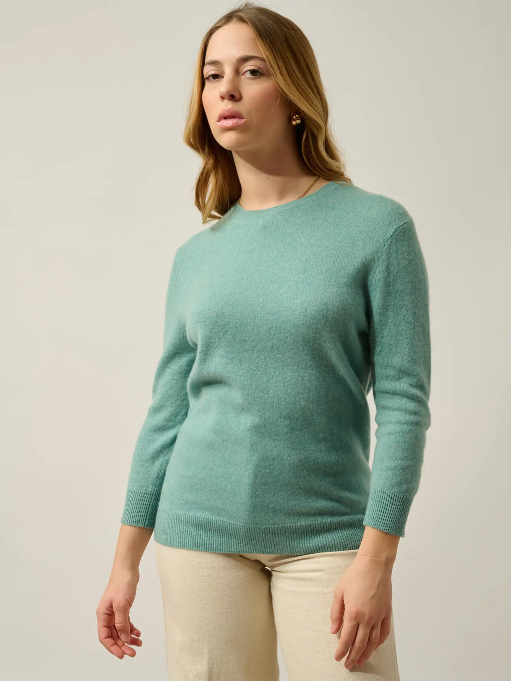 ESTARIS Sweater Crew Neck Buttoned Back Heather Green