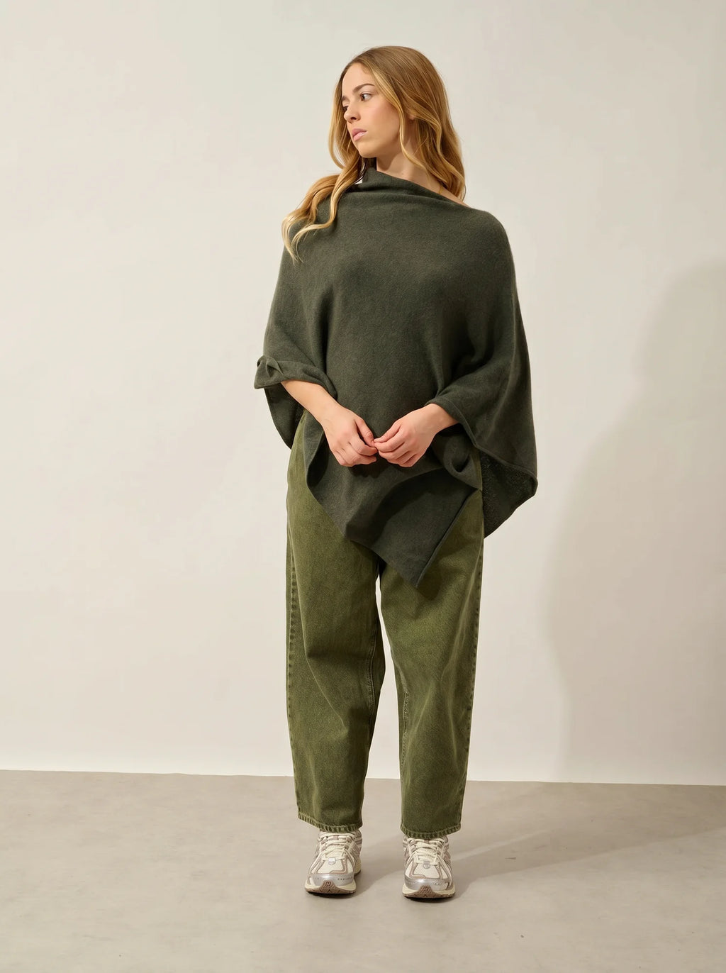 CARRA poncho khaki meliert