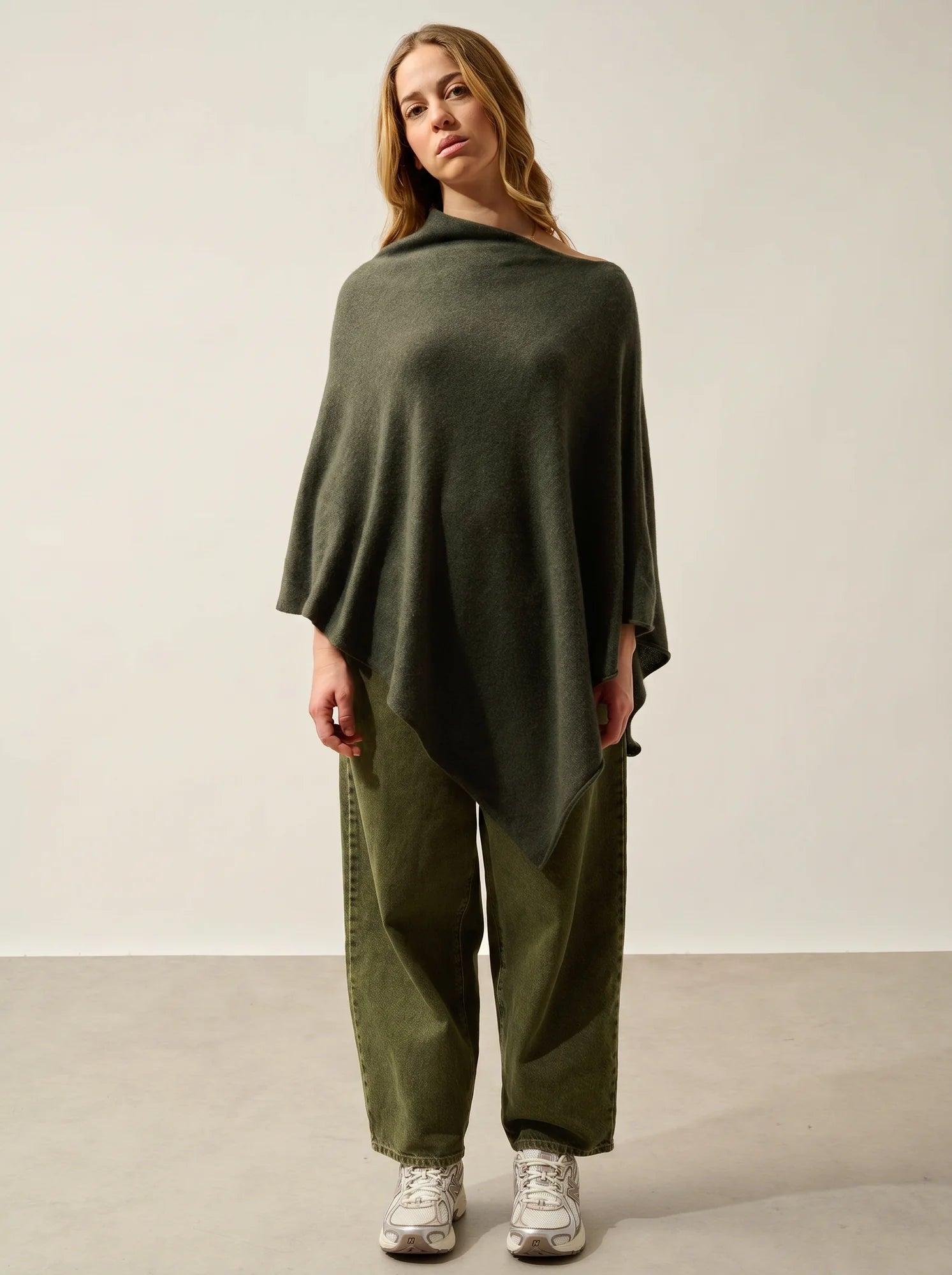 CARRA poncho khaki meliert