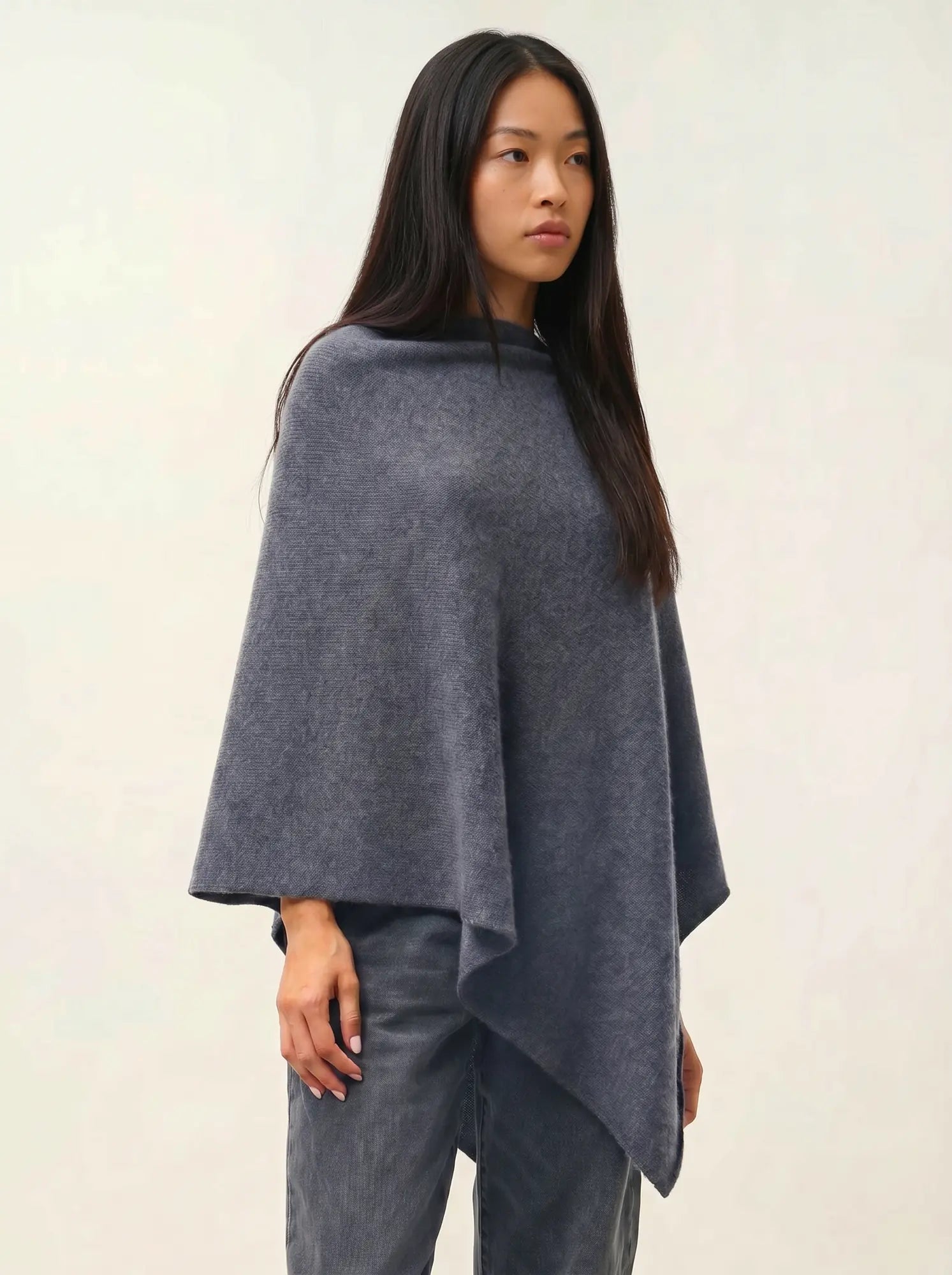 MERYL poncho 4 ply heather charcoal