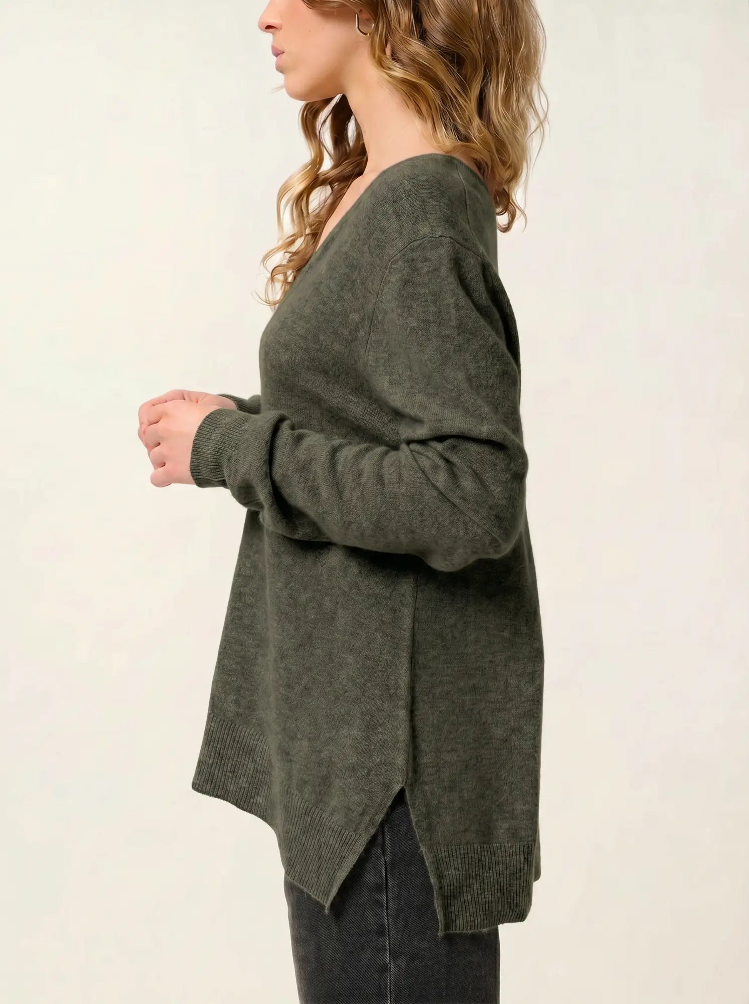 GIEGN Pullover V-Ausschnitt vorne und hinten Khaki meliert
