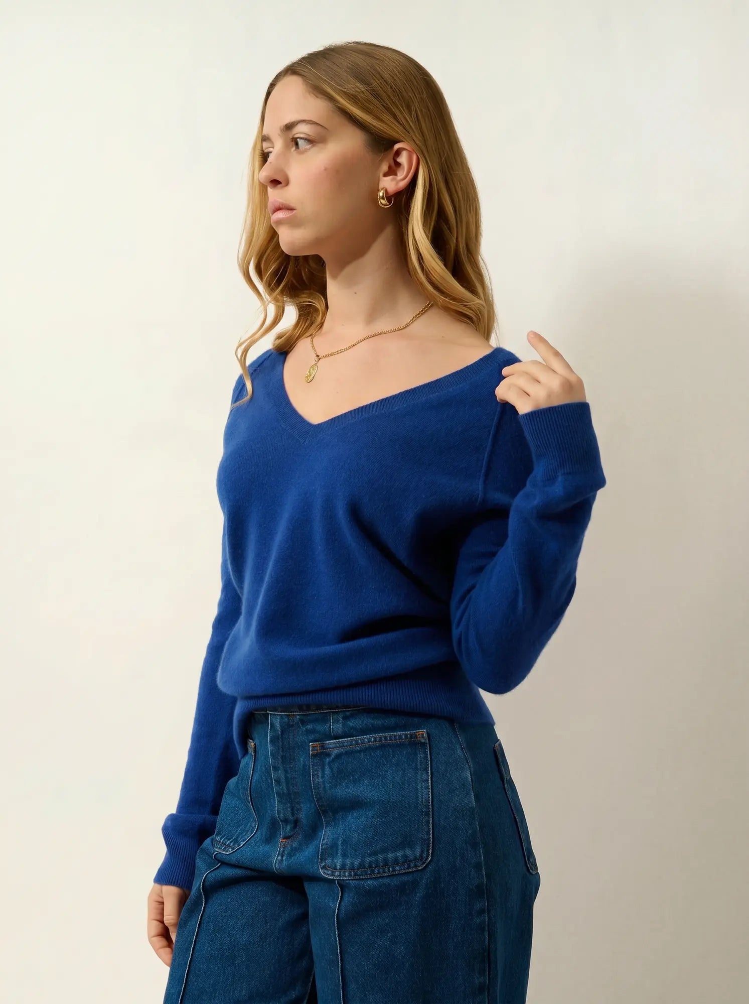 GIUSALET pull col V outremer
