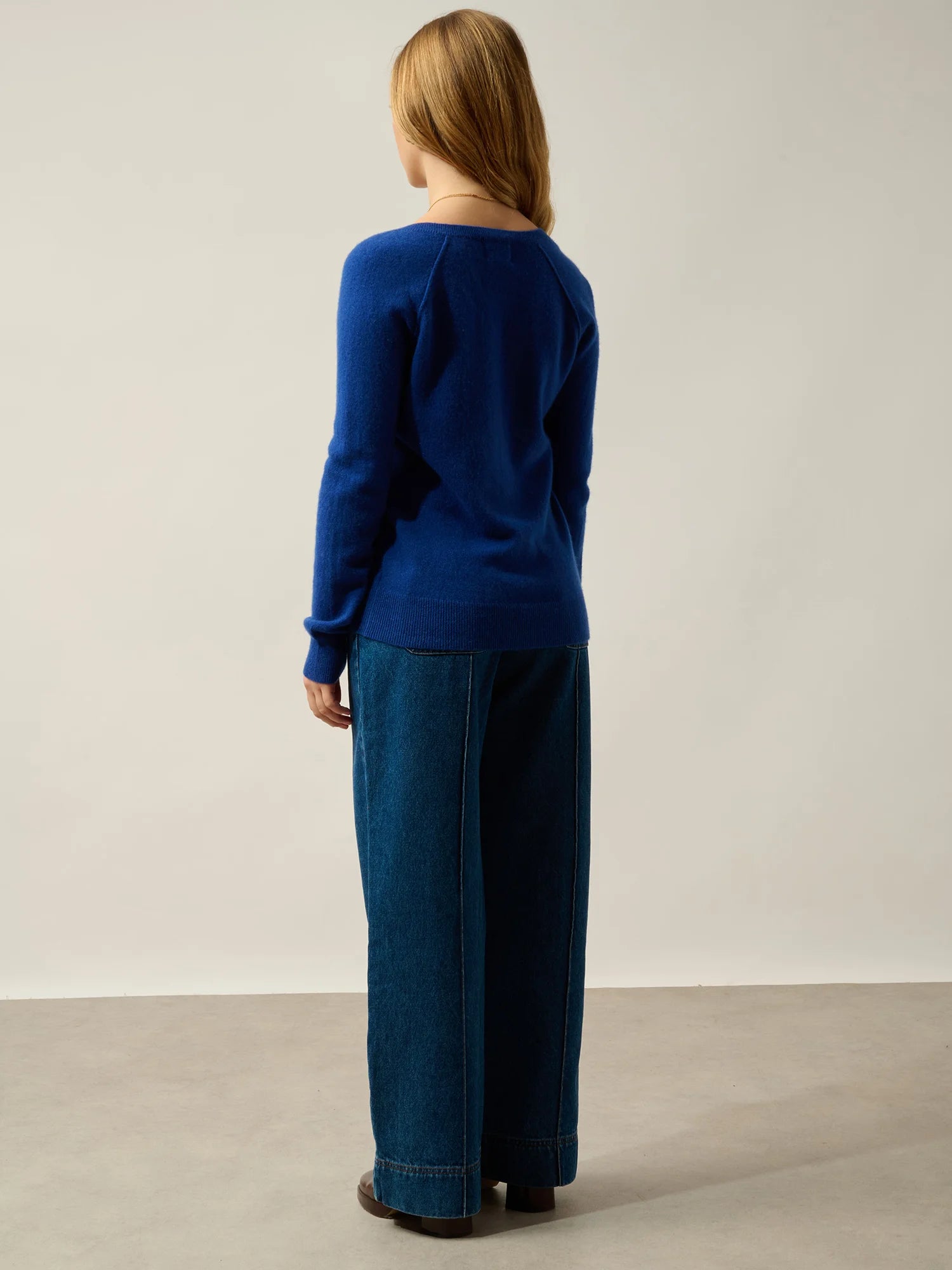 GIUSALET pull col V outremer