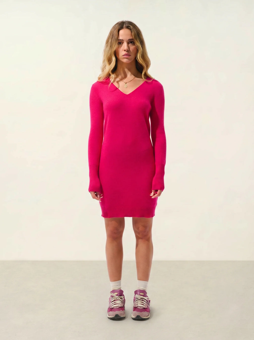 CAPELET Kleid V-Ausschnitt Fuchsia