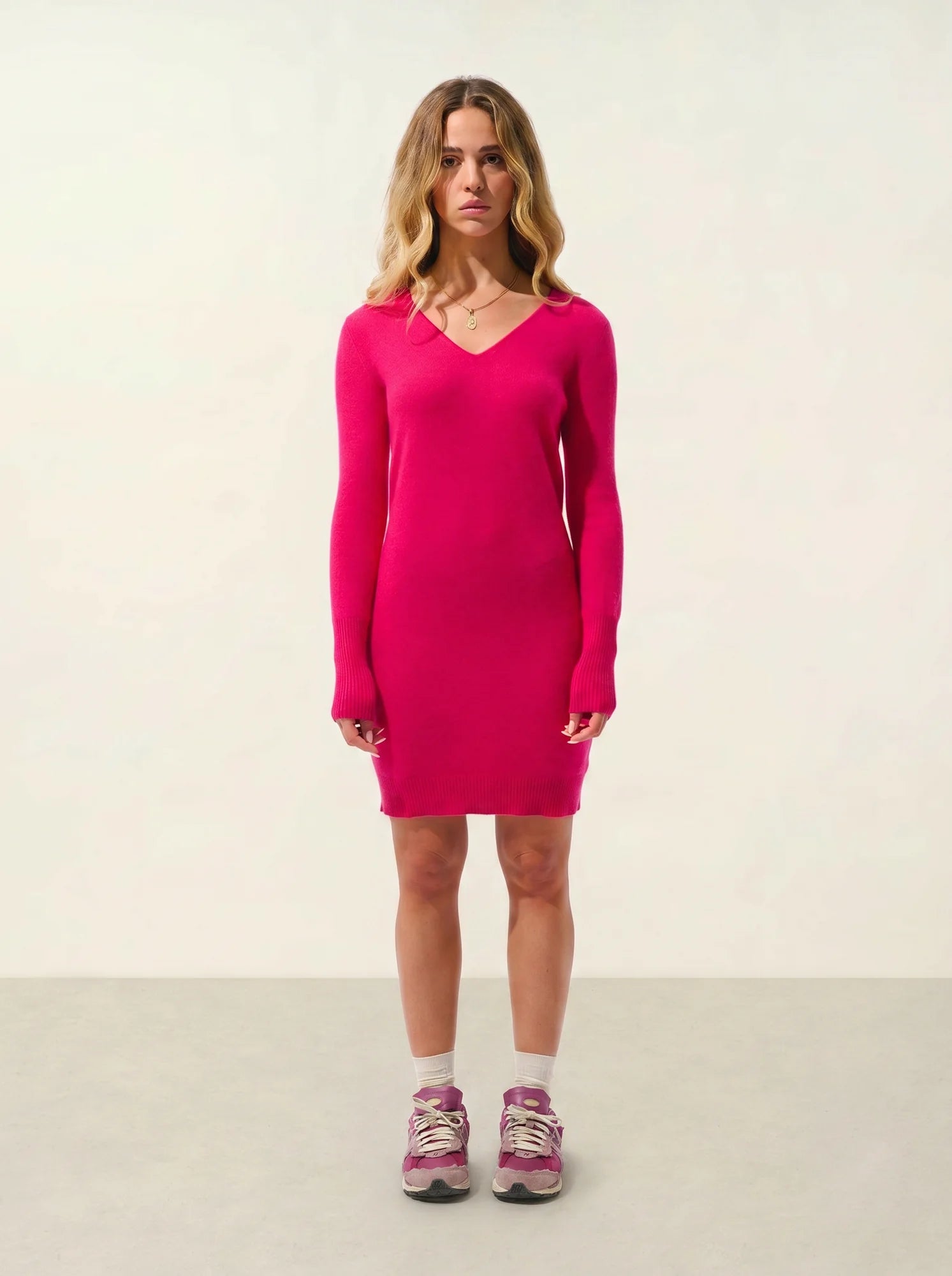 CAPELET Kleid V-Ausschnitt Fuchsia
