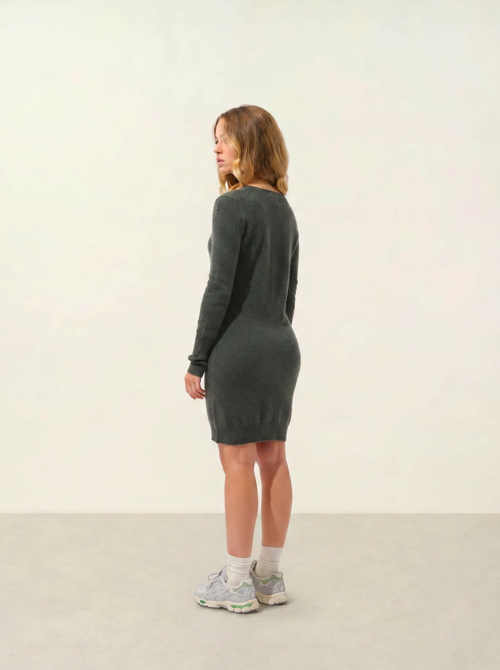 CAPELET Kleid V-Ausschnitt Khaki meliert